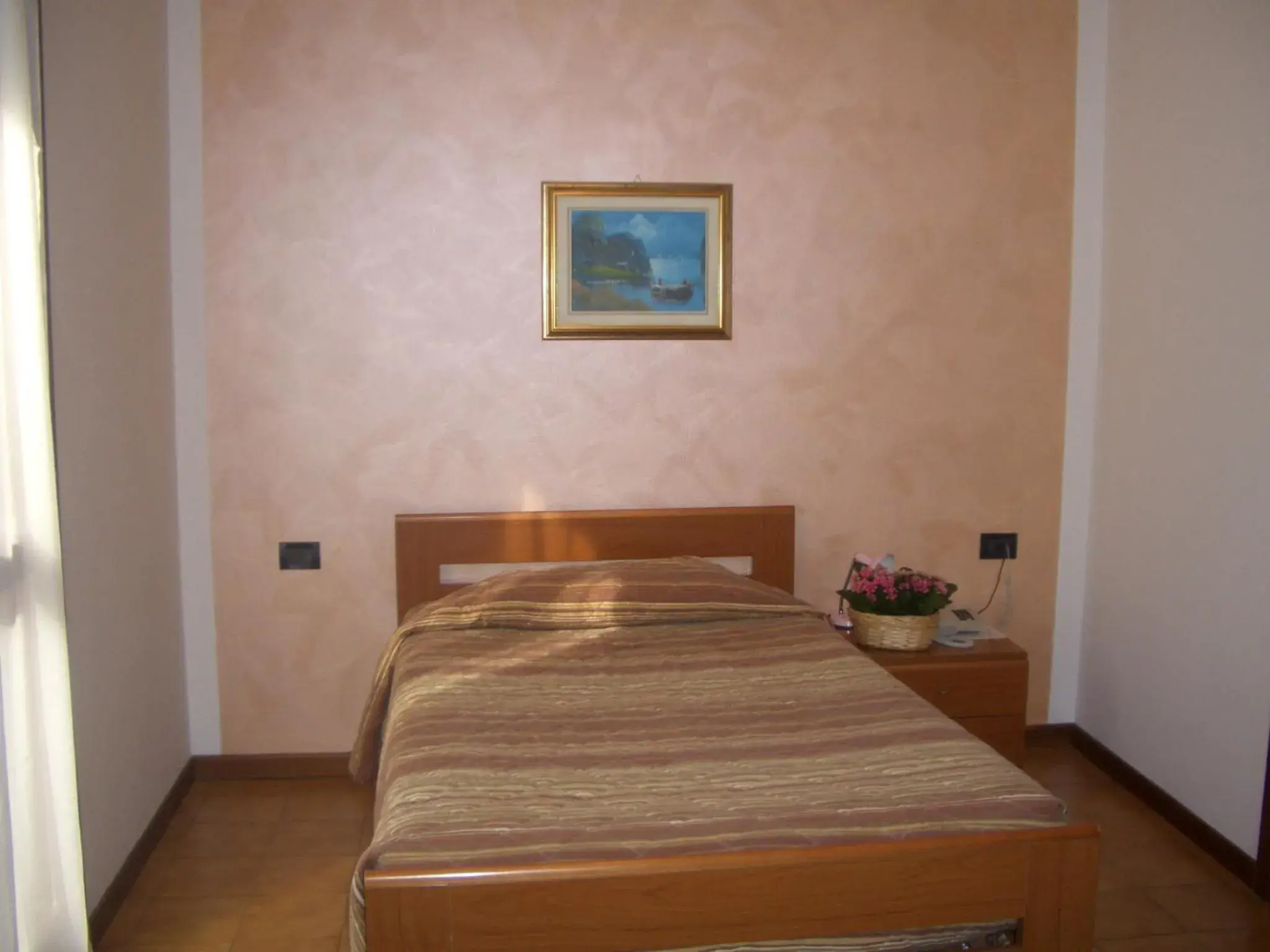 Bed in Albergo Il Castellino