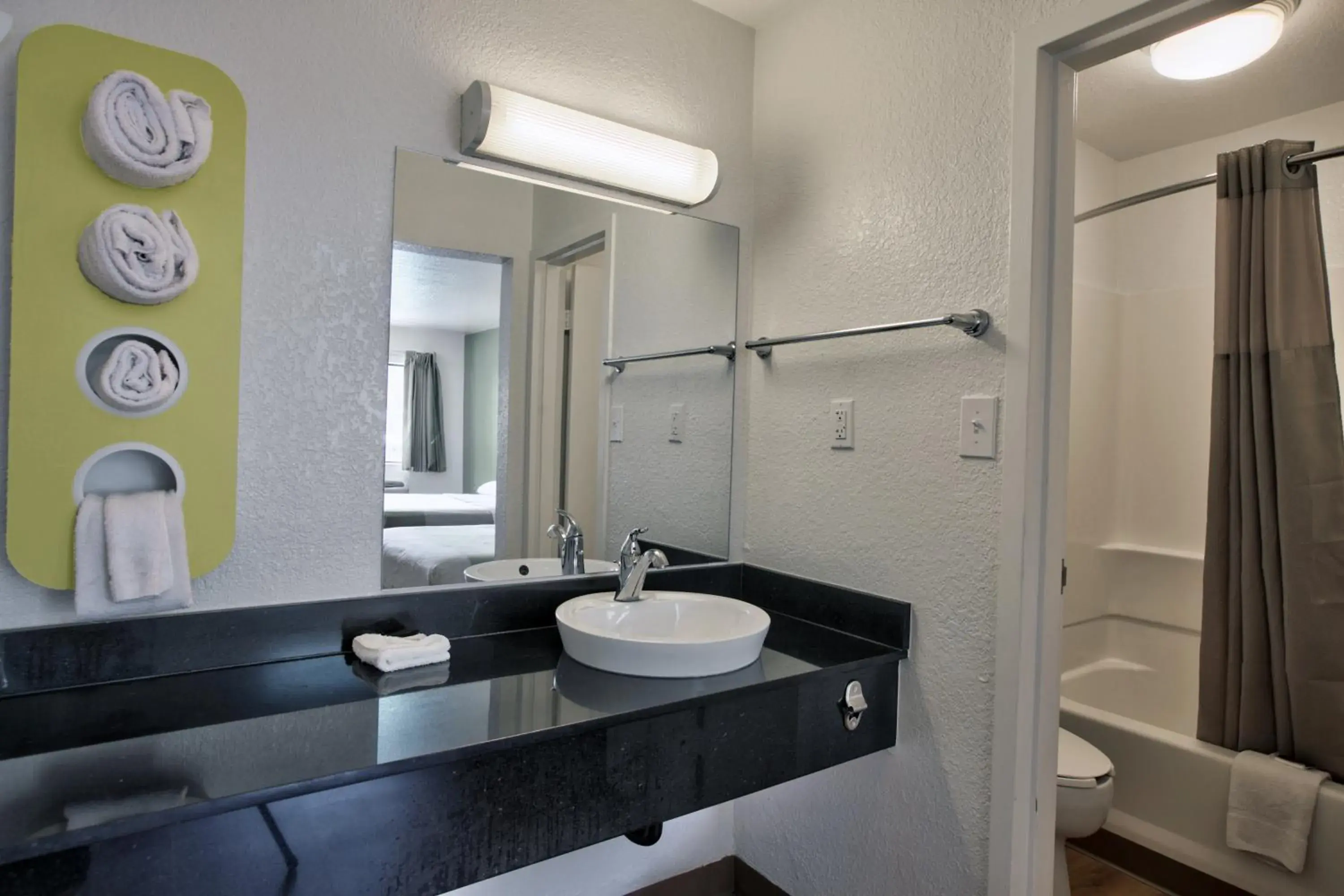 Bathroom in Motel 6-Tallahassee, FL - Downtown
