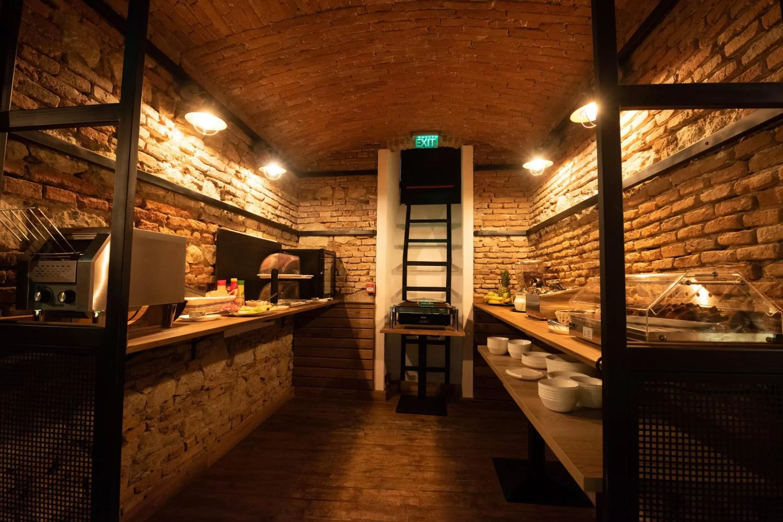 Breakfast in HOTEL BOUTIQUE CASA CHITIC -HOTEL AND RESTAURANT Str Johann Gott nr7