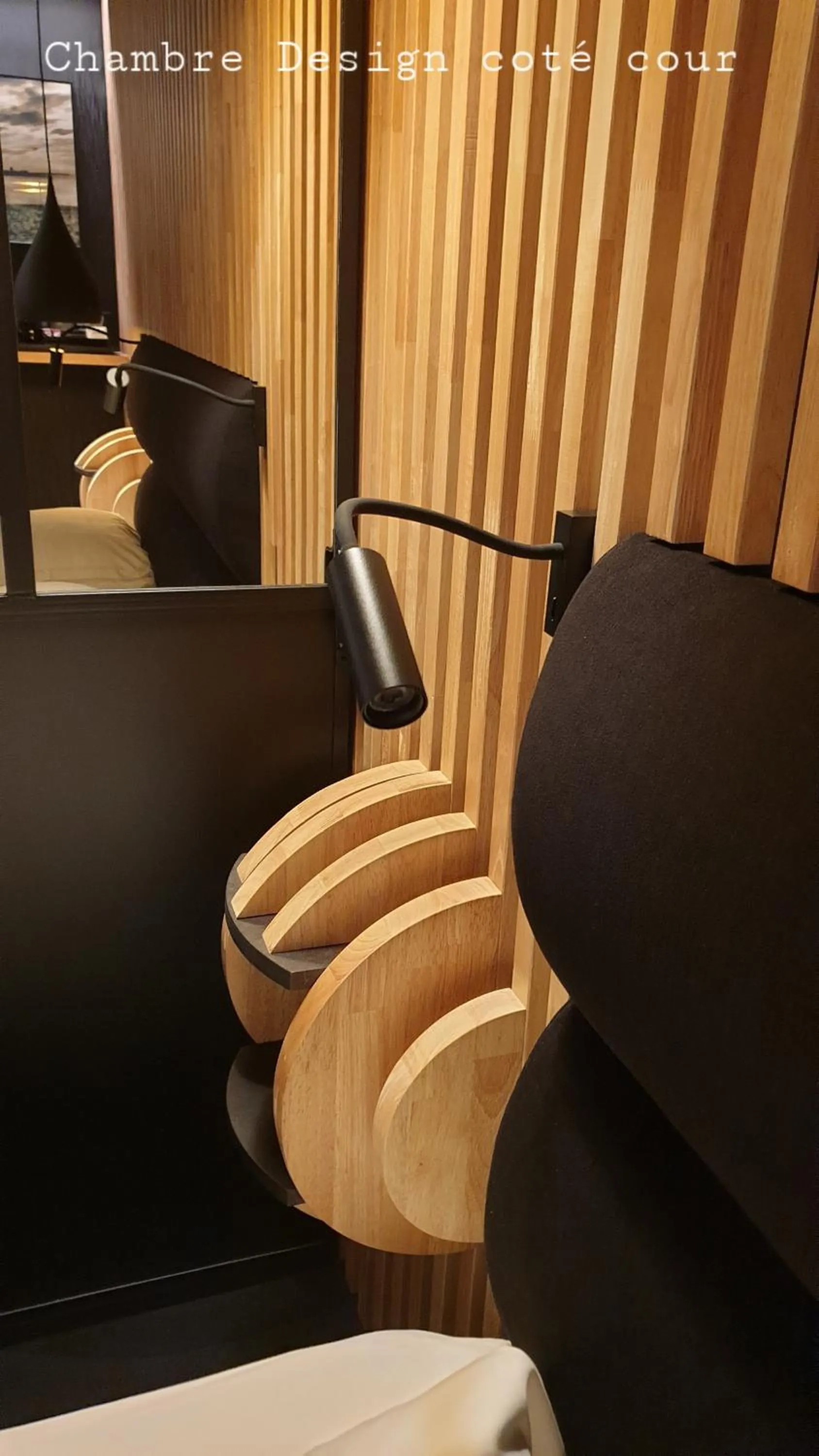 Bedroom in Hôtel Les Brises