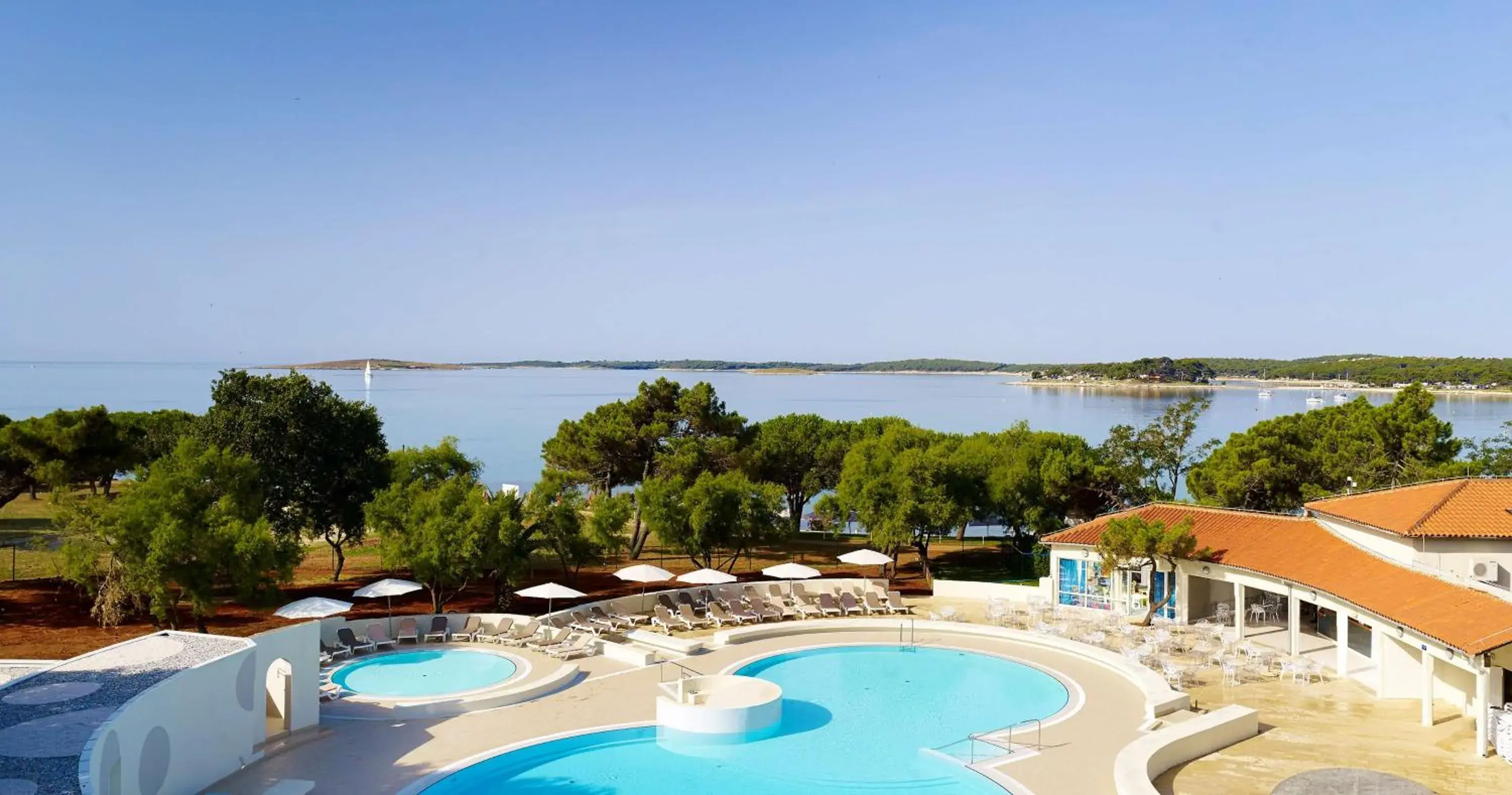 Pool View in Park Plaza Belvedere Medulin