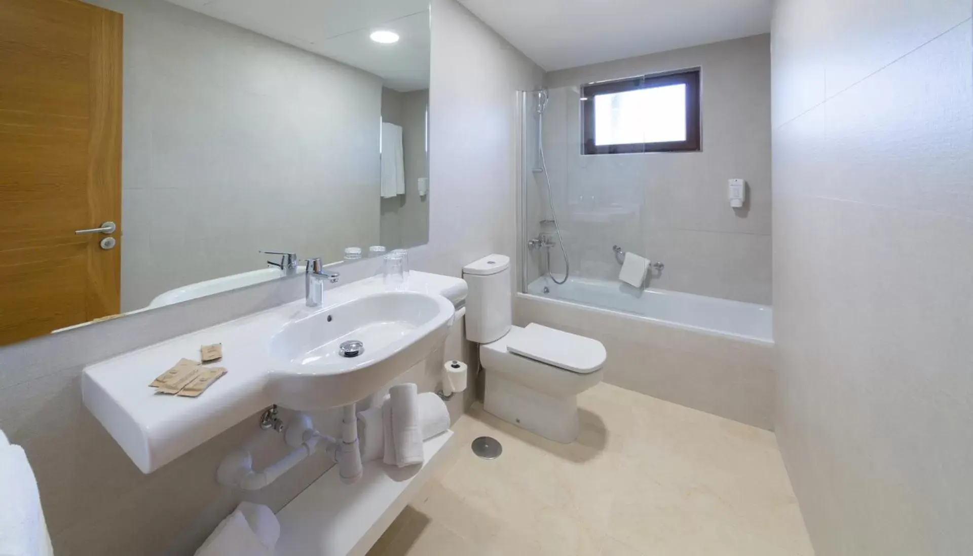 Bathroom in Los Zocos Impressive Lanzarote Bathroom in Los Zocos Impressive Lanzarote