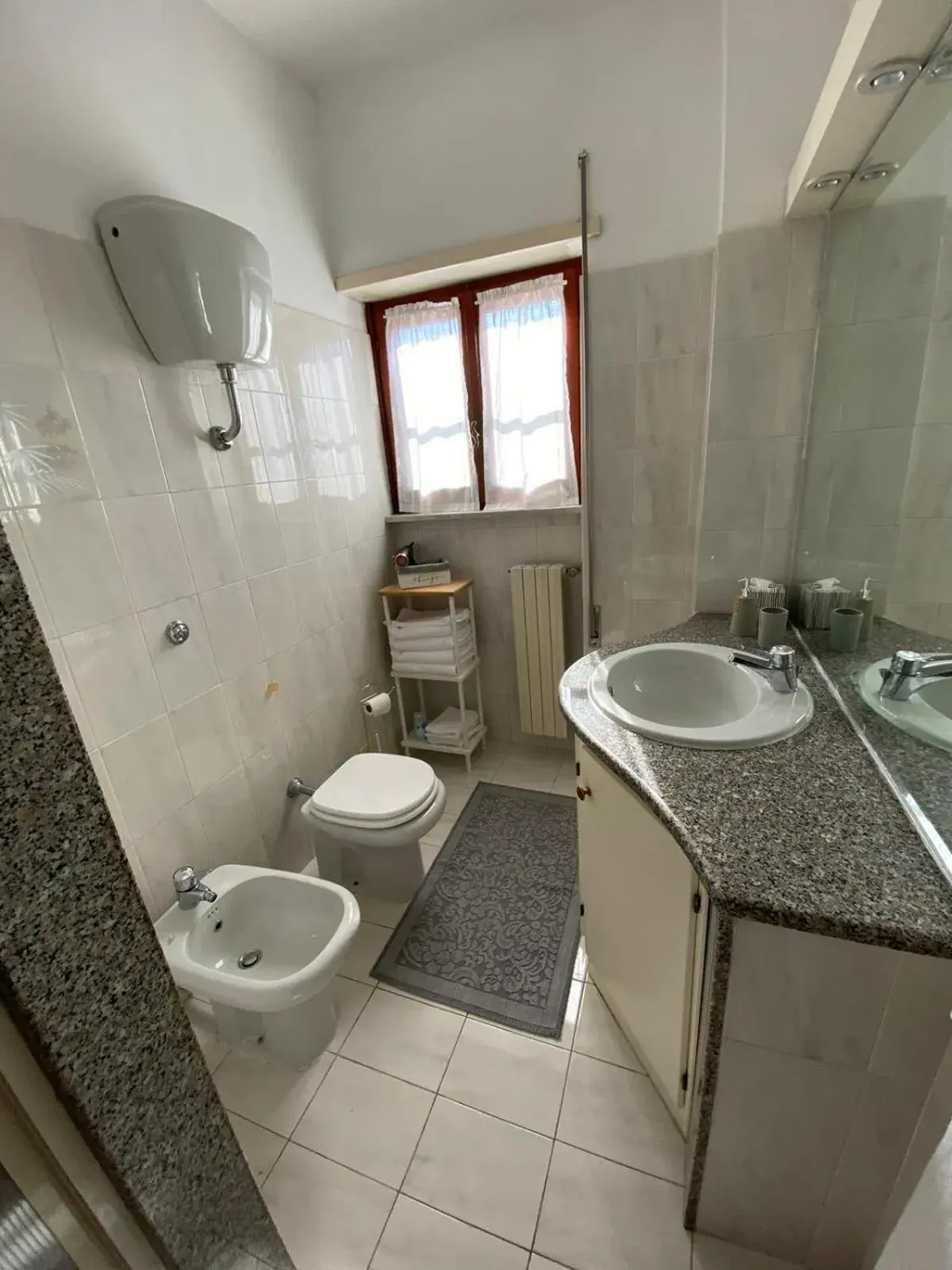 Bathroom in Hotel Ristorante Centosedici