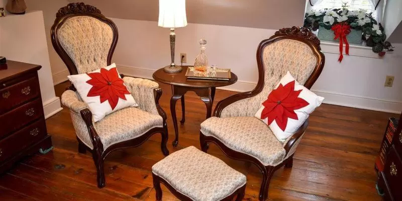 Seating Area in The Richard Johnston Inn & 1890 Caroline House