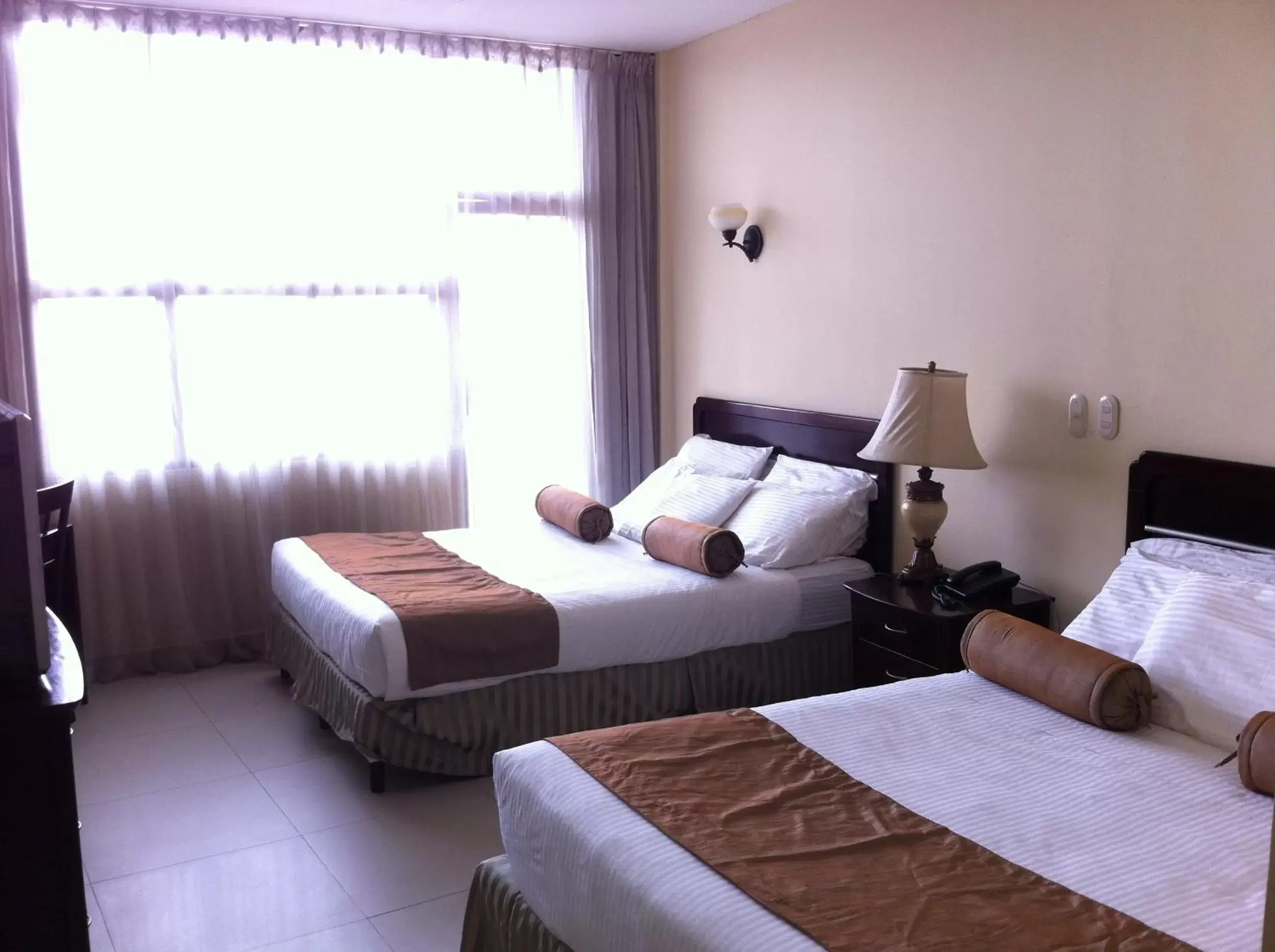 Bed in Hotel Novo