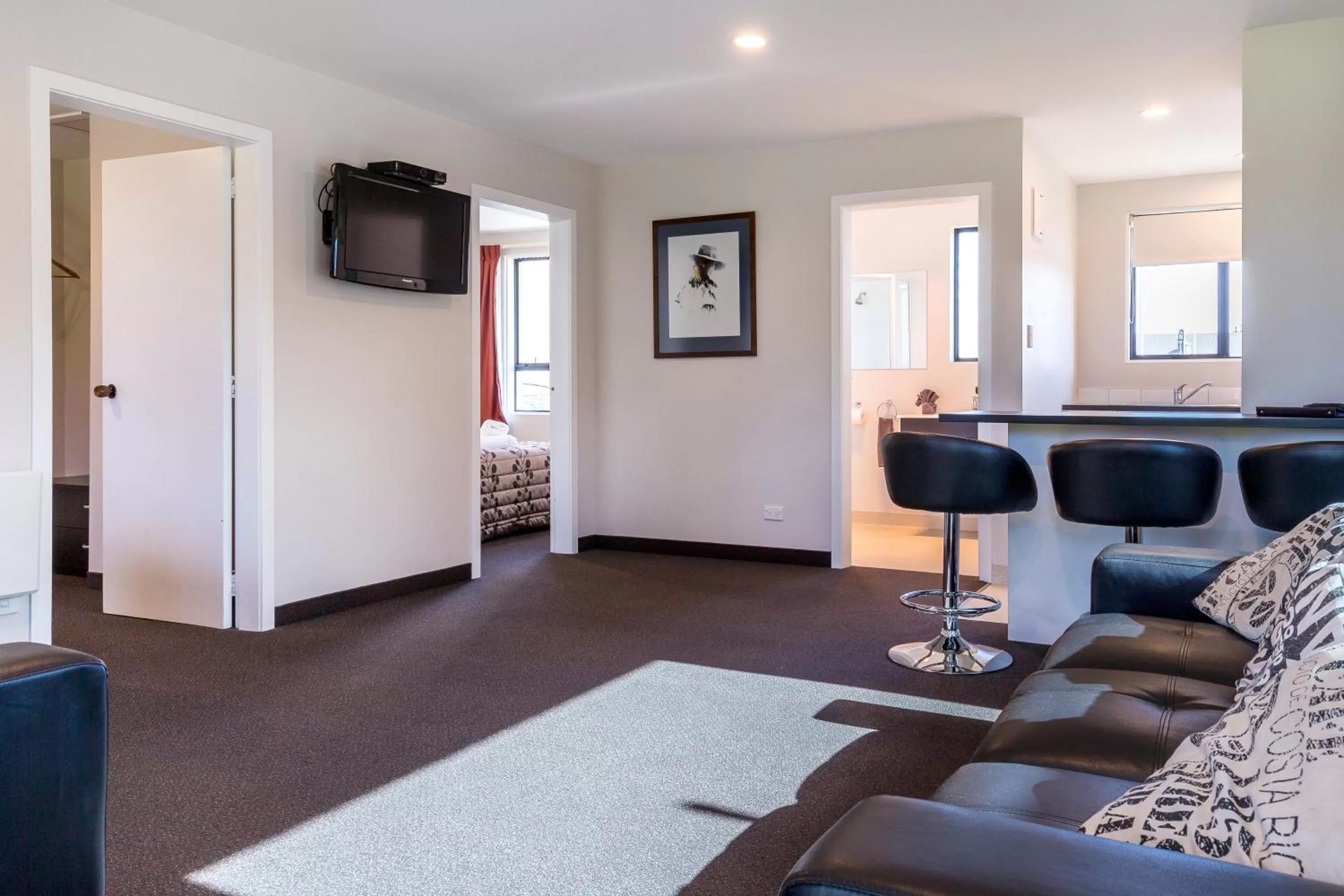 Living room in Cherylea Motel