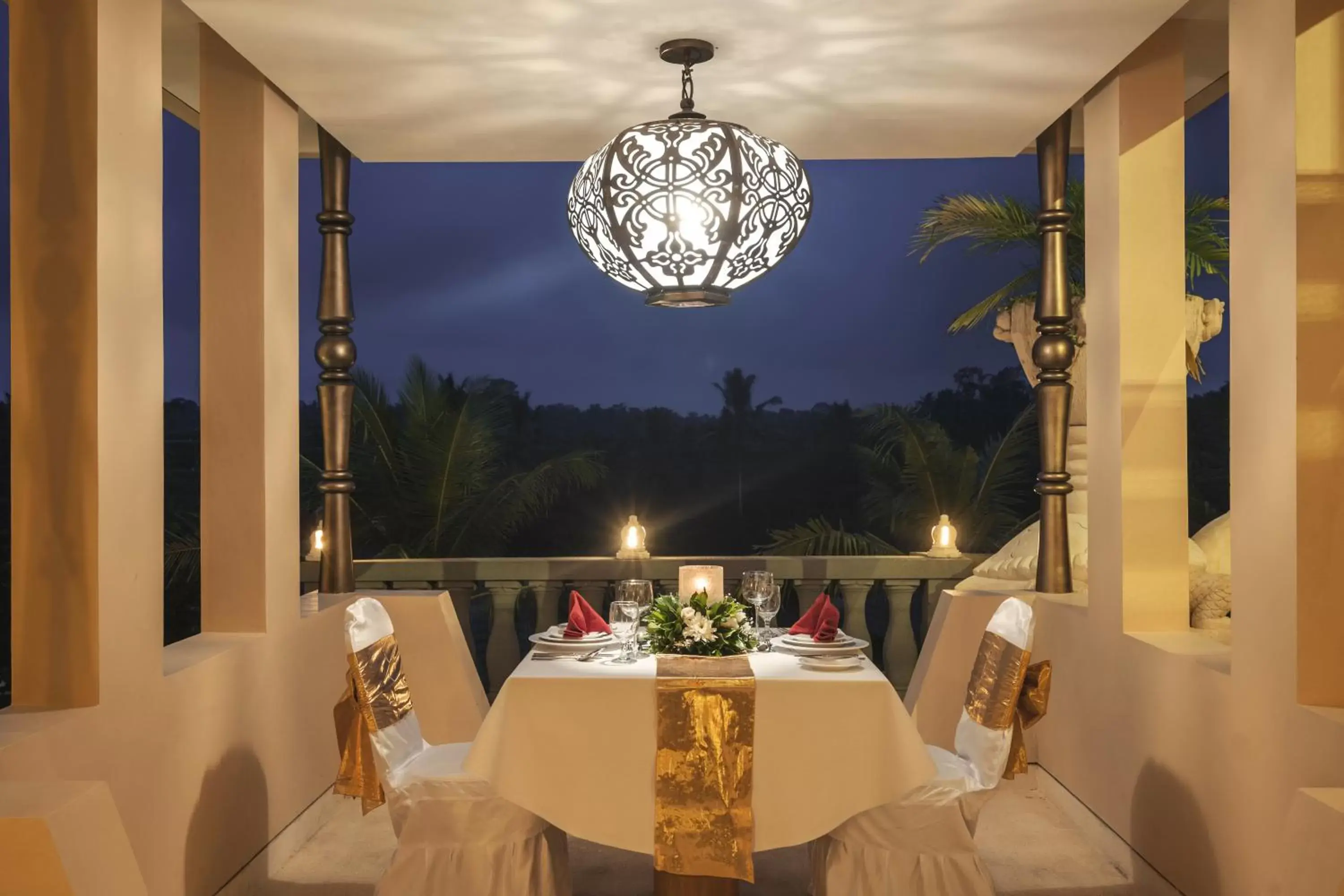 Restaurant/places to eat in SereS Springs Resort & Spa, Singakerta Restaurant/places to eat in SereS Springs Resort & Spa, Singakerta