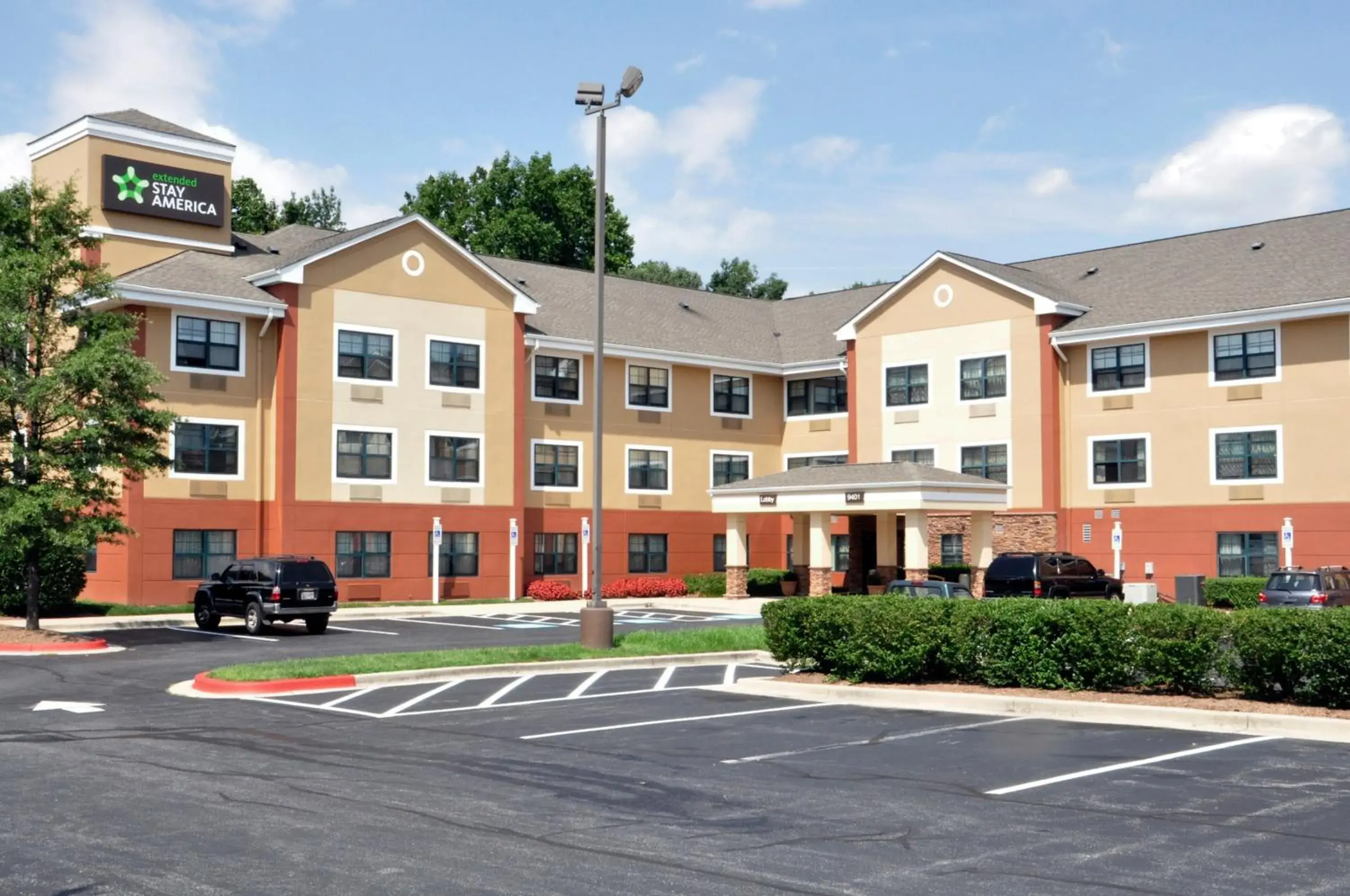 Property building in Extended Stay America Suites - Washington, DC - Landover