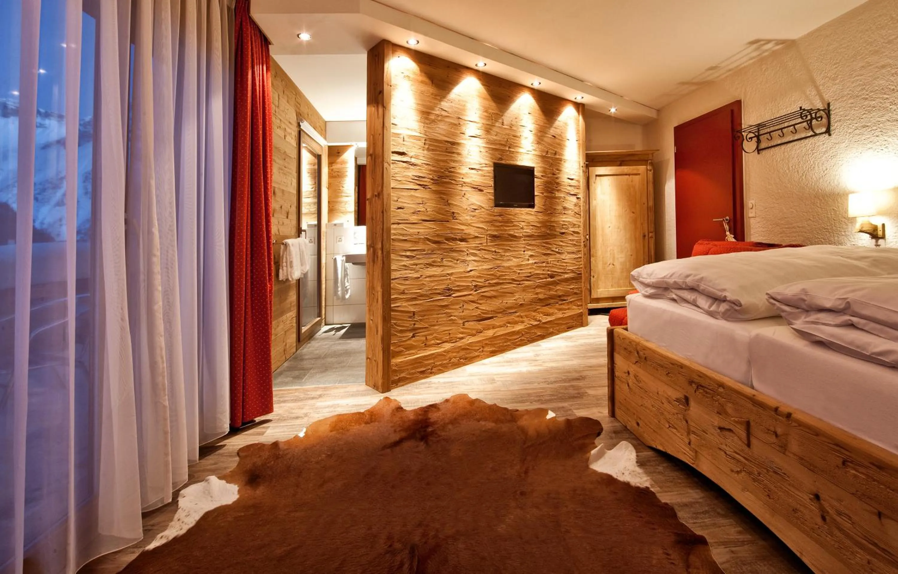 TV and multimedia, Bed in Arosa Vetter Hotel