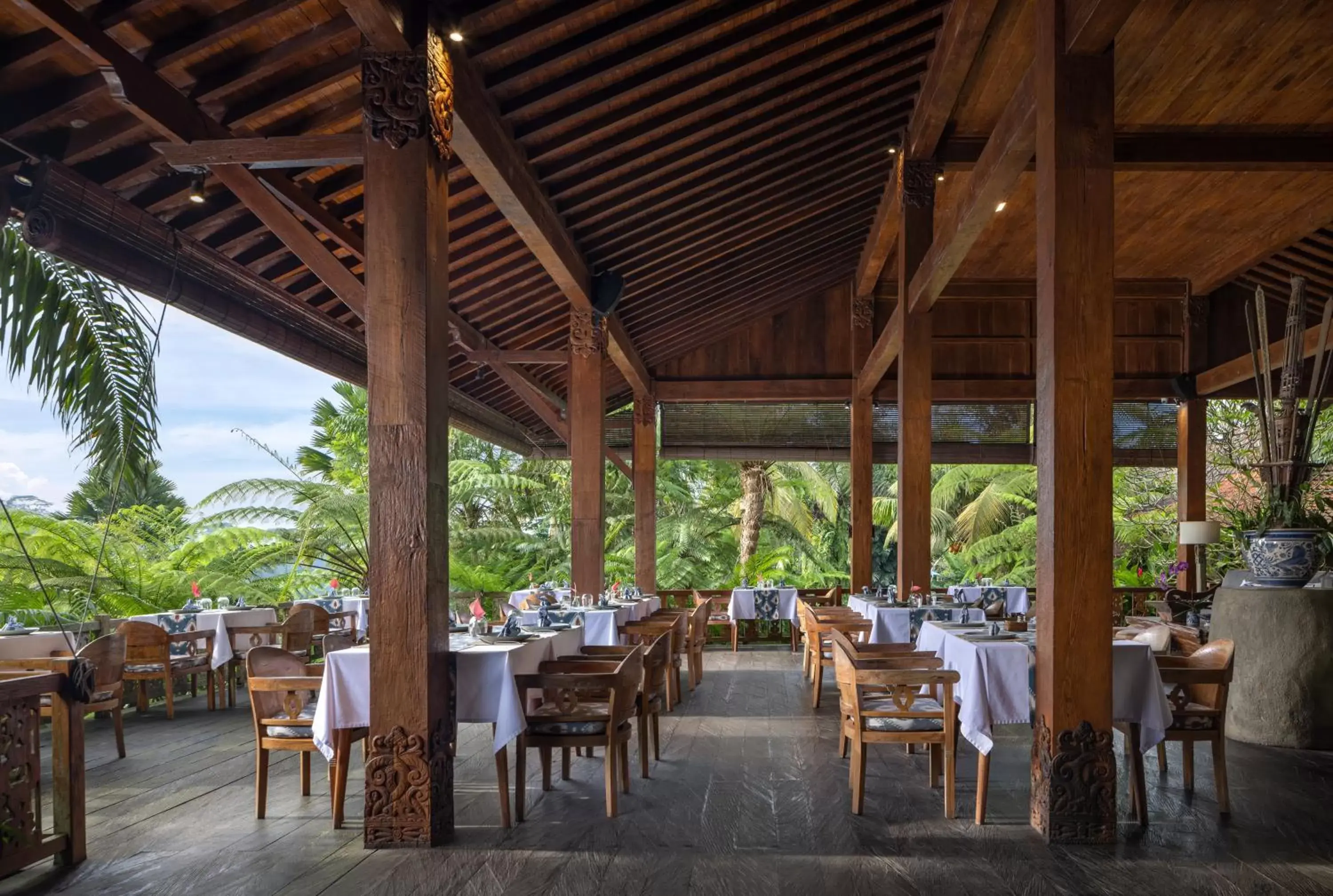 Restaurant/Places to Eat in Ubud Valley Boutique Resort