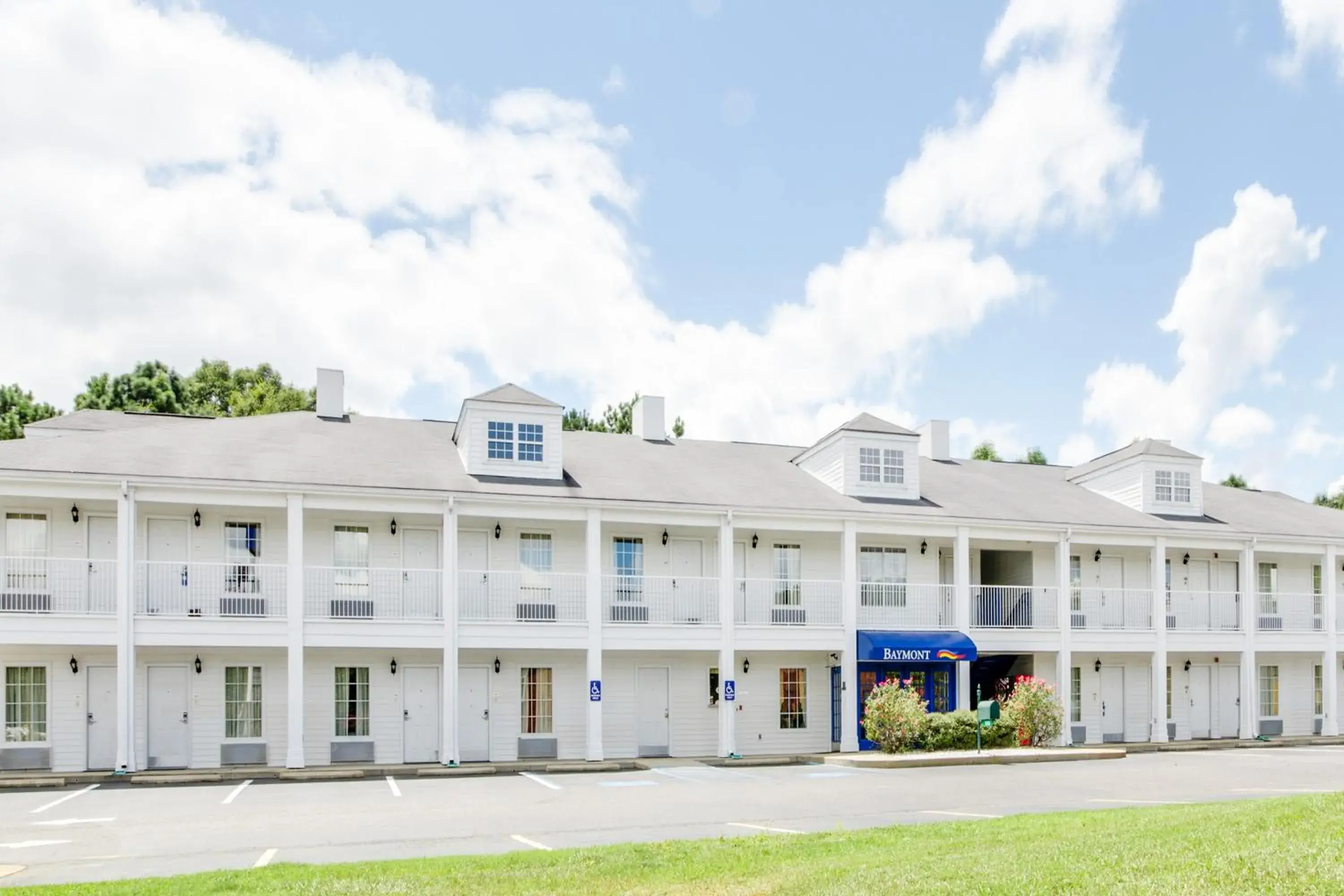 Facade/entrance, Property Building in Baymont by Wyndham Ozark