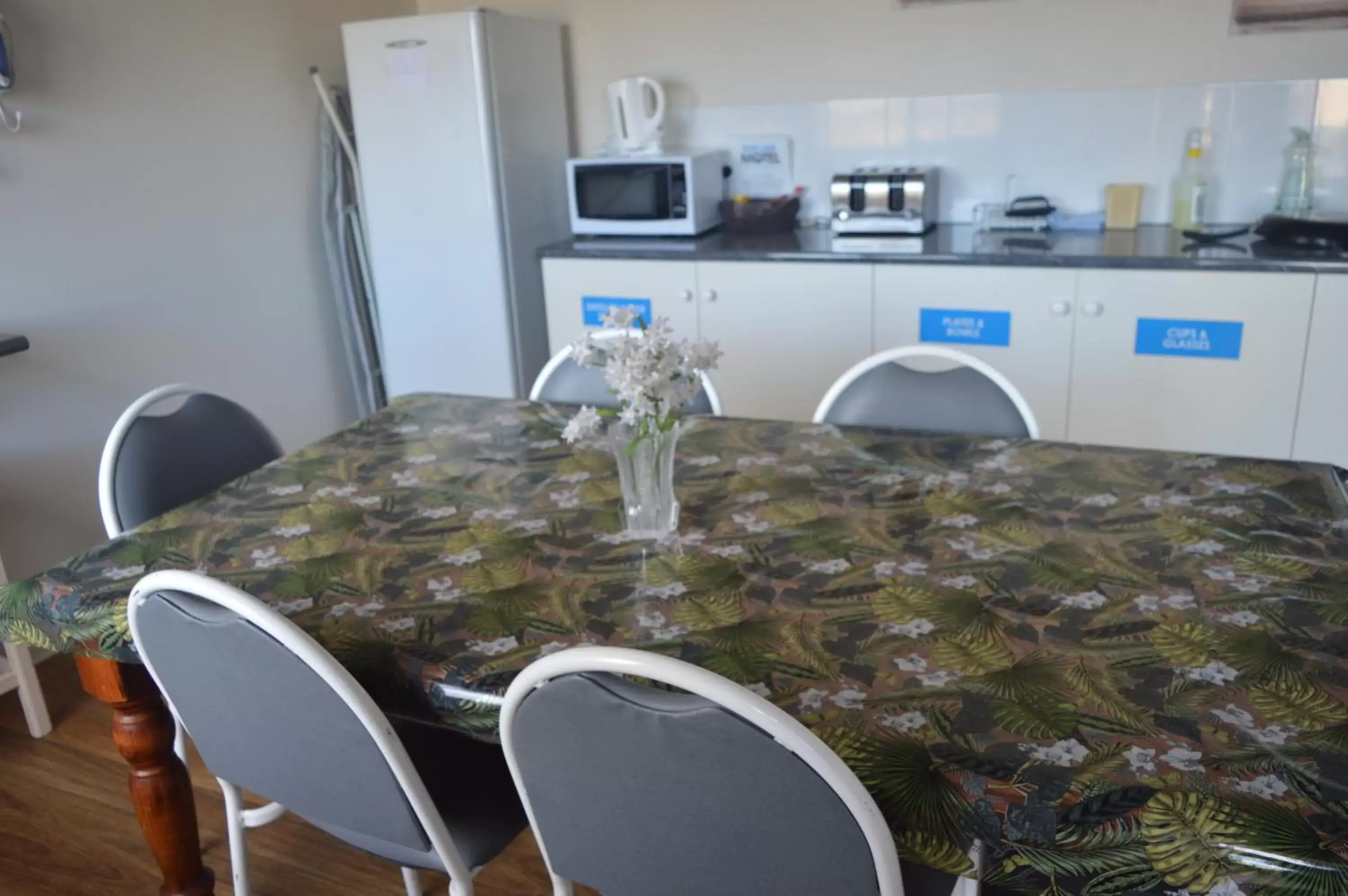 Dining Area in Blue Lake Motel