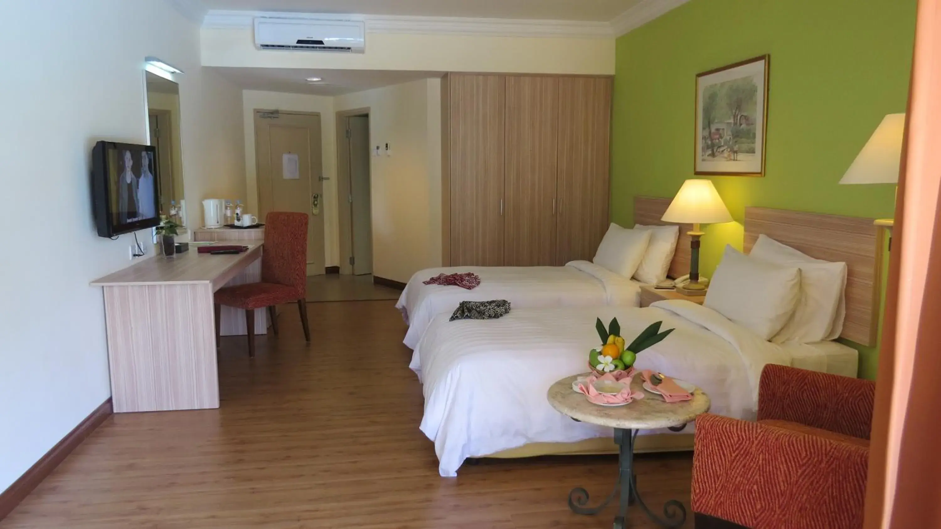 Photo of the whole room, Bed in The Qamar Paka, Terengganu Photo of the whole room, Bed in The Qamar Paka, Terengganu