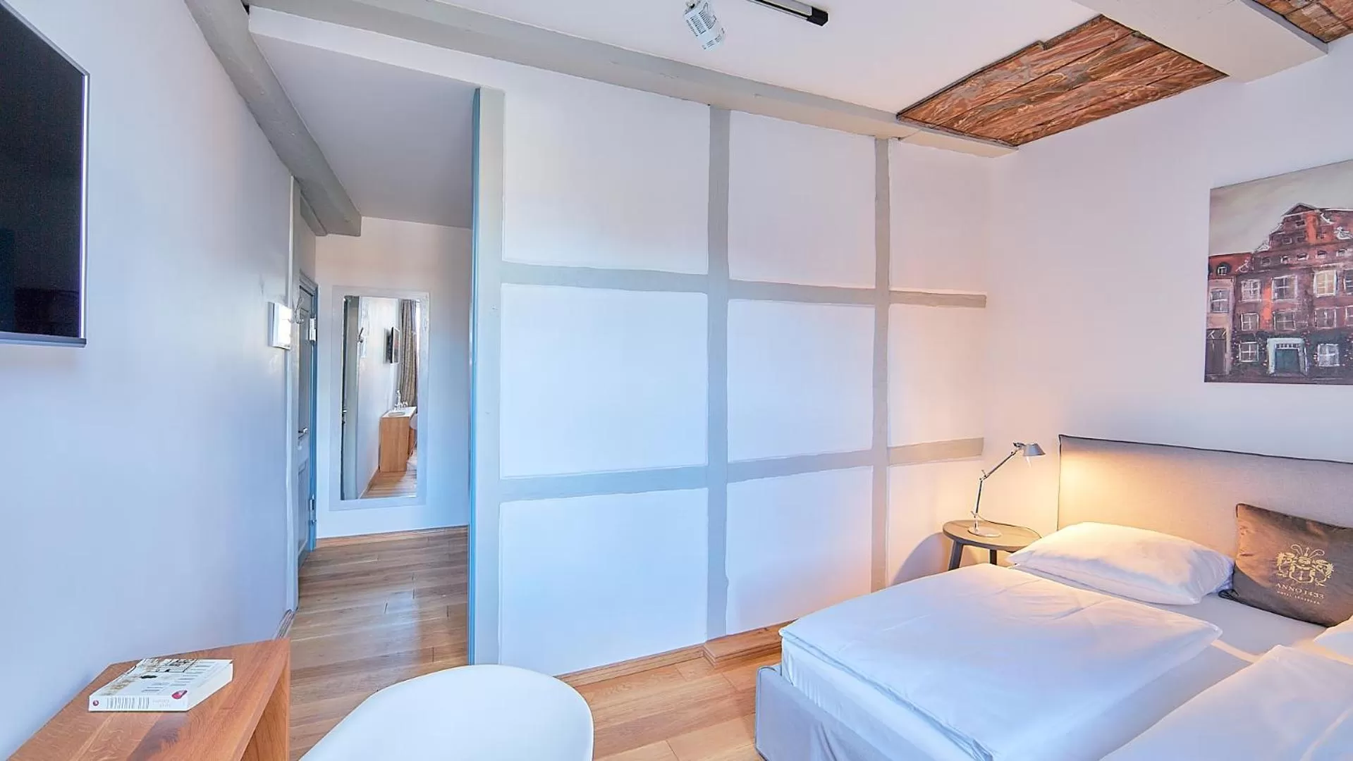 Bedroom, Bed in Anno 1433 Hotel Lüneburg