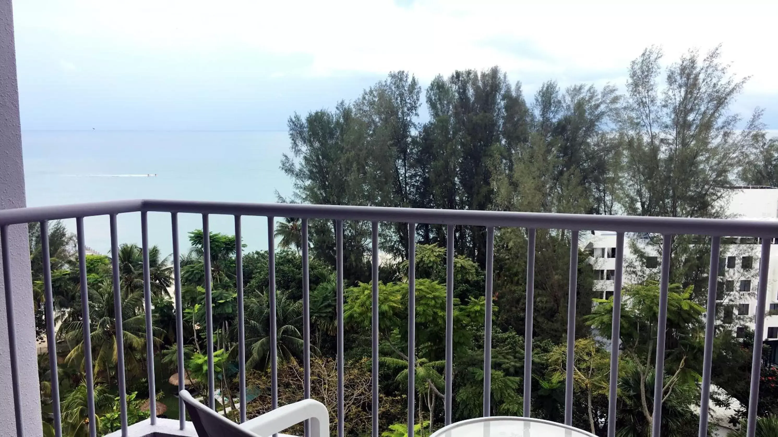 Balcony/Terrace in The Bayview Beach Resort