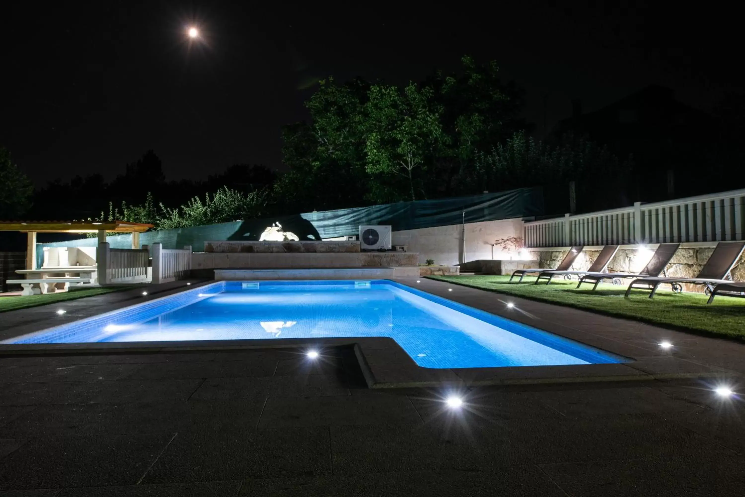 Swimming Pool in Apartamentos Río Sil