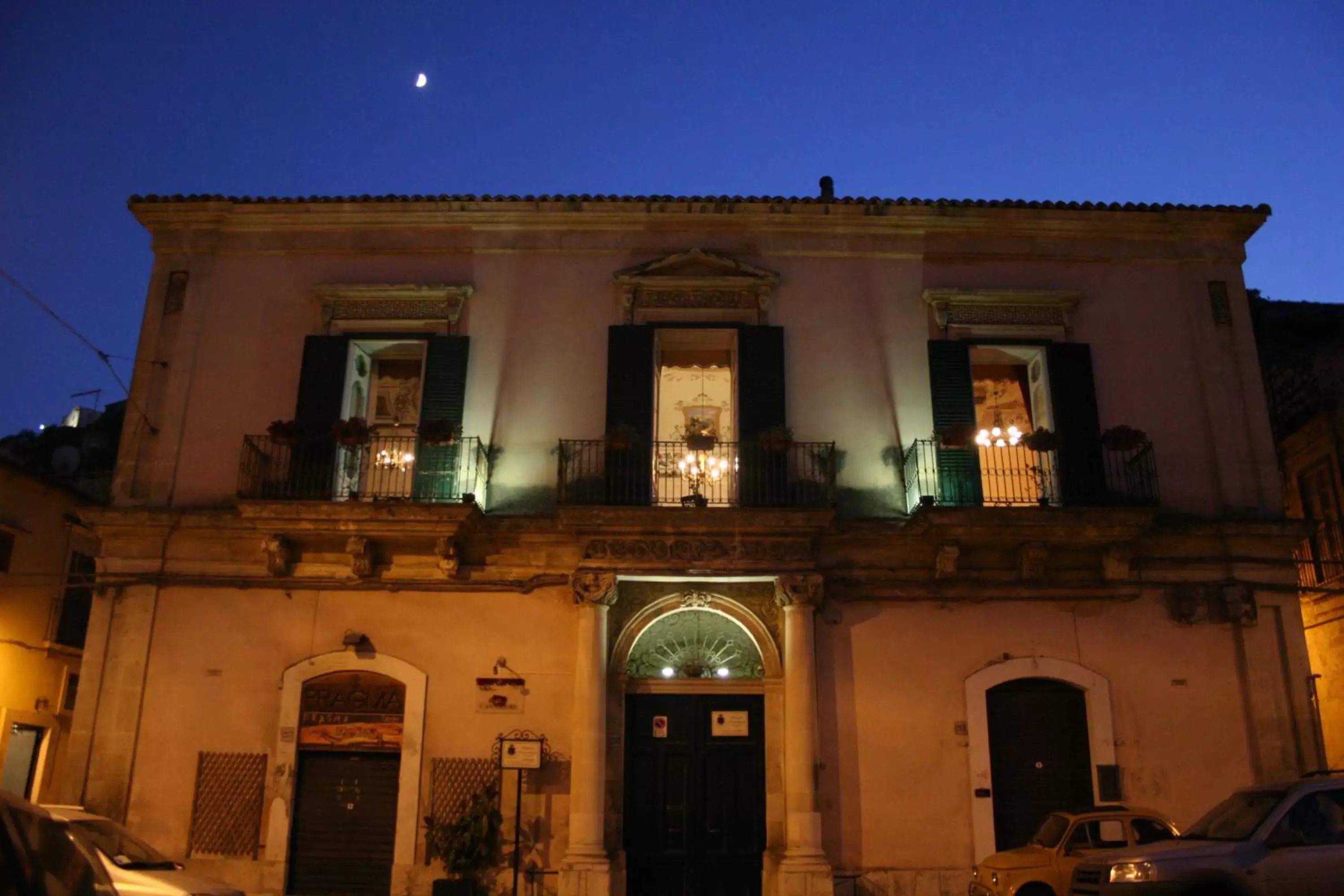 Landmark view in Palazzo Il Cavaliere B&B De Charme Landmark view in Palazzo Il Cavaliere B&B De Charme