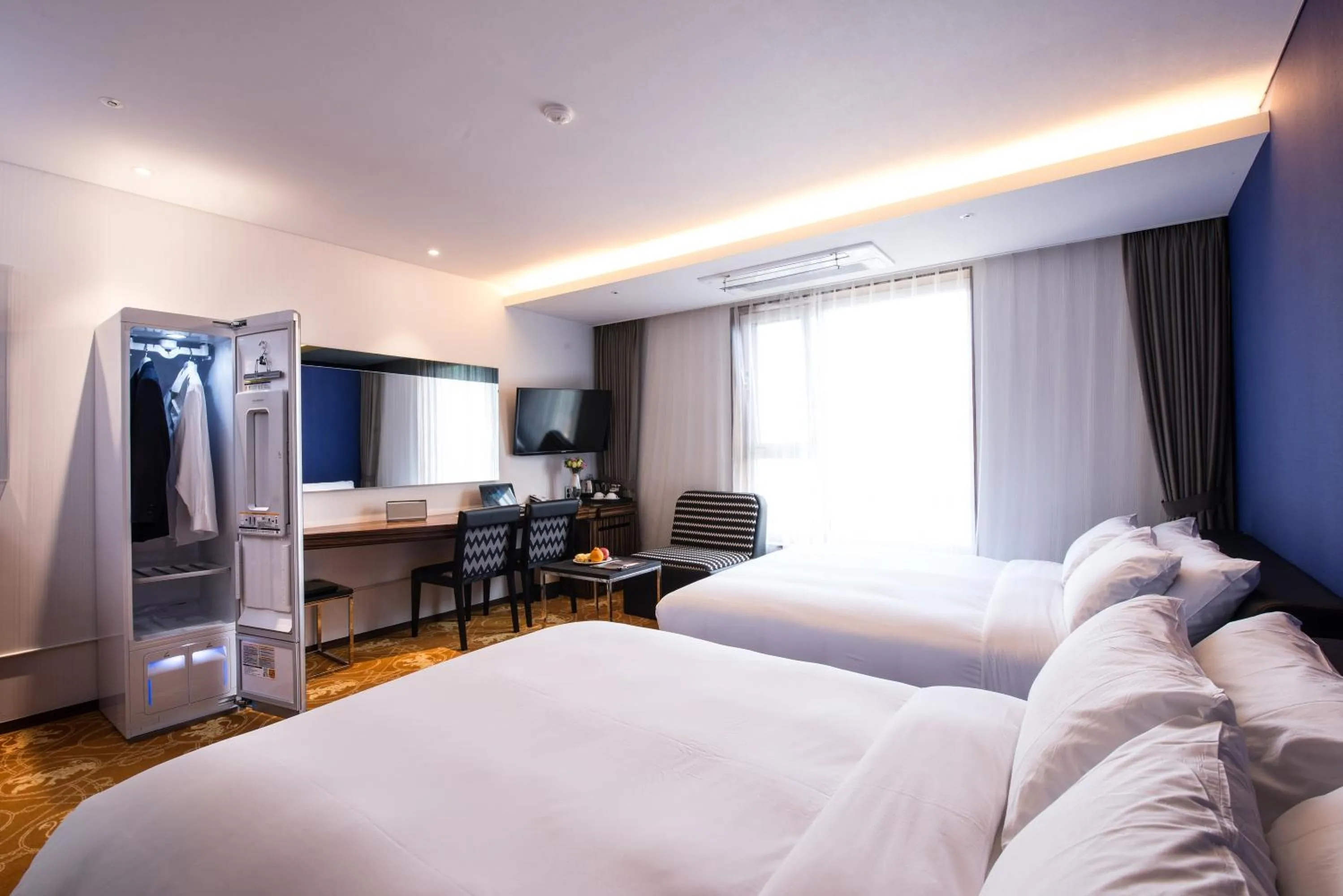 Decorative detail, Bed in Hotel Leo