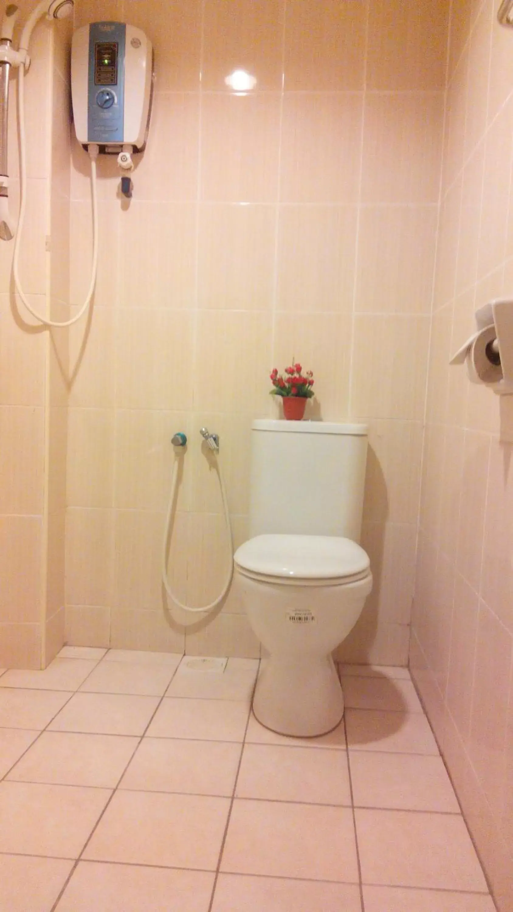 Bathroom in Sun Inns Hotel Kuala Selangor