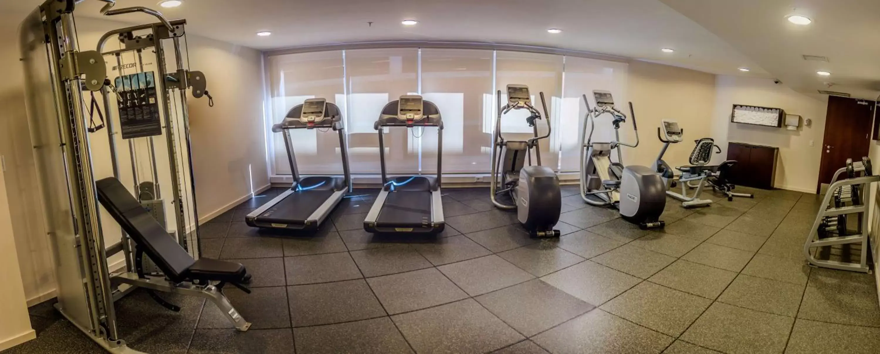 Fitness centre/facilities in Hilton Garden Inn Montevideo Fitness centre/facilities in Hilton Garden Inn Montevideo