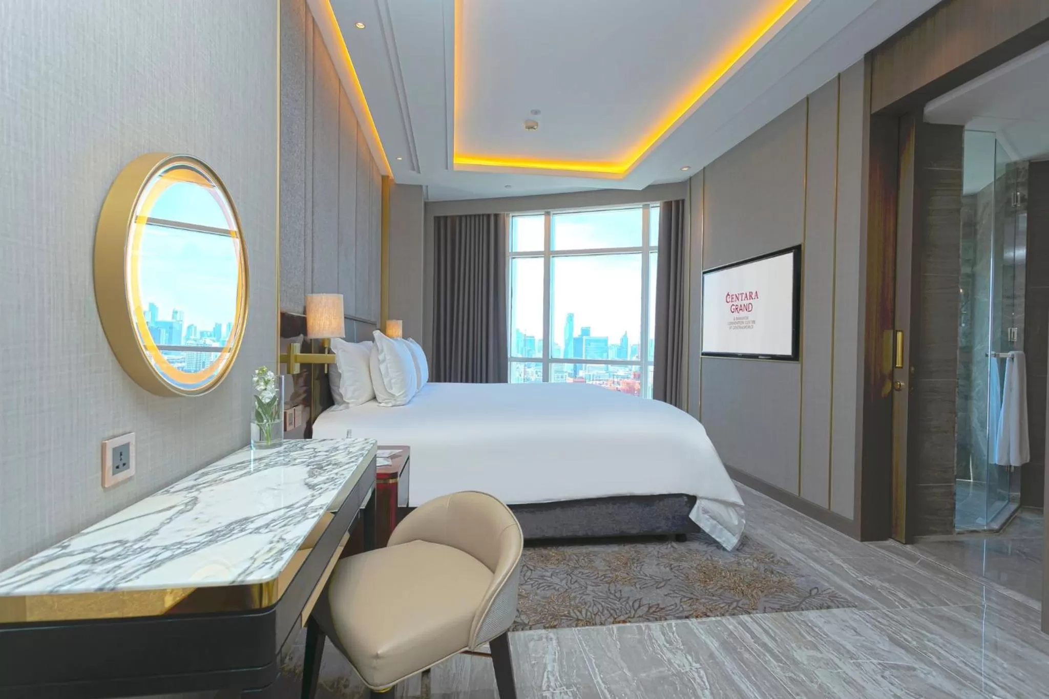 Photo of the whole room, Bed in Centara Grand At CentralWorld