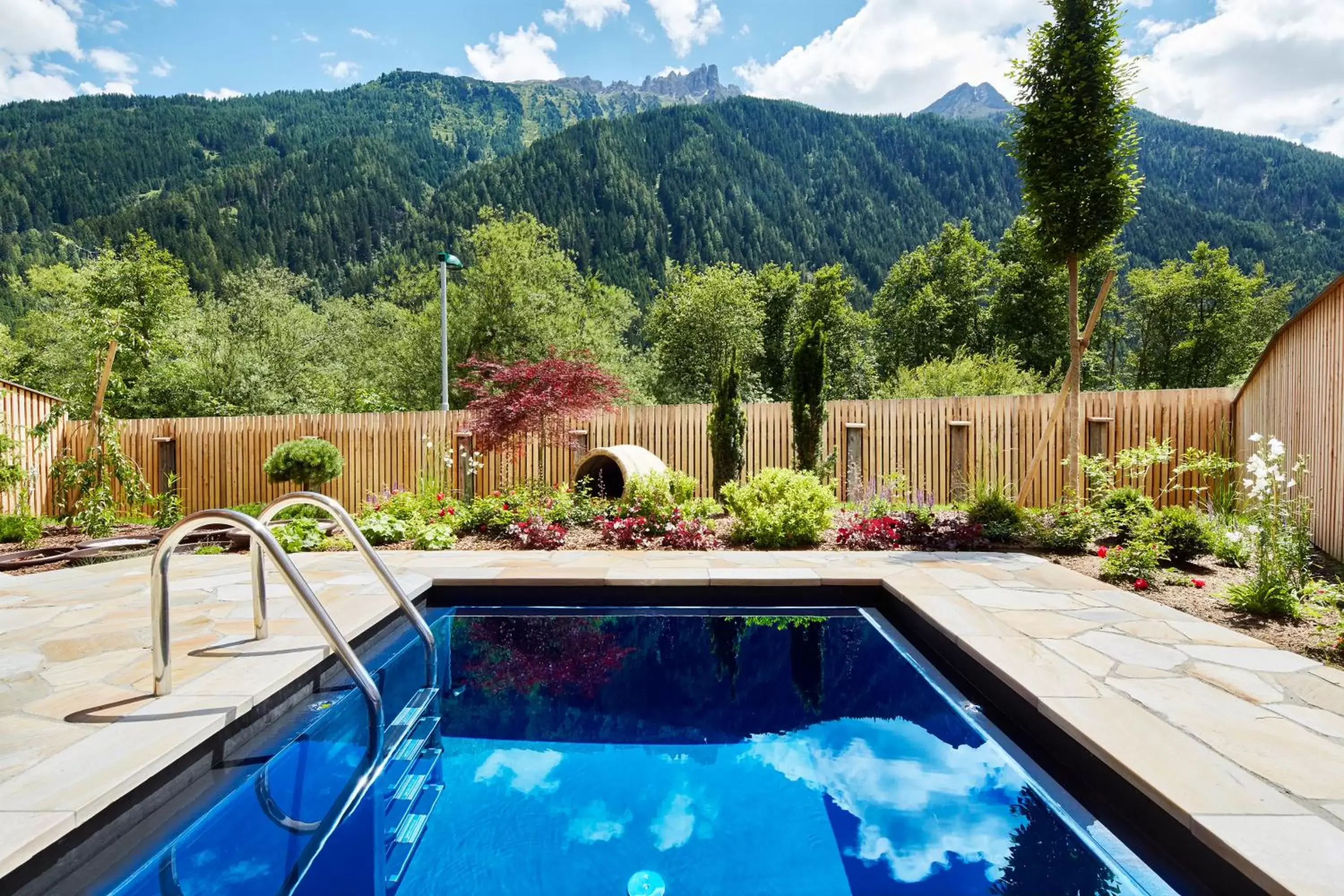 Swimming Pool in Relais&Châteaux Spa-Hotel Jagdhof