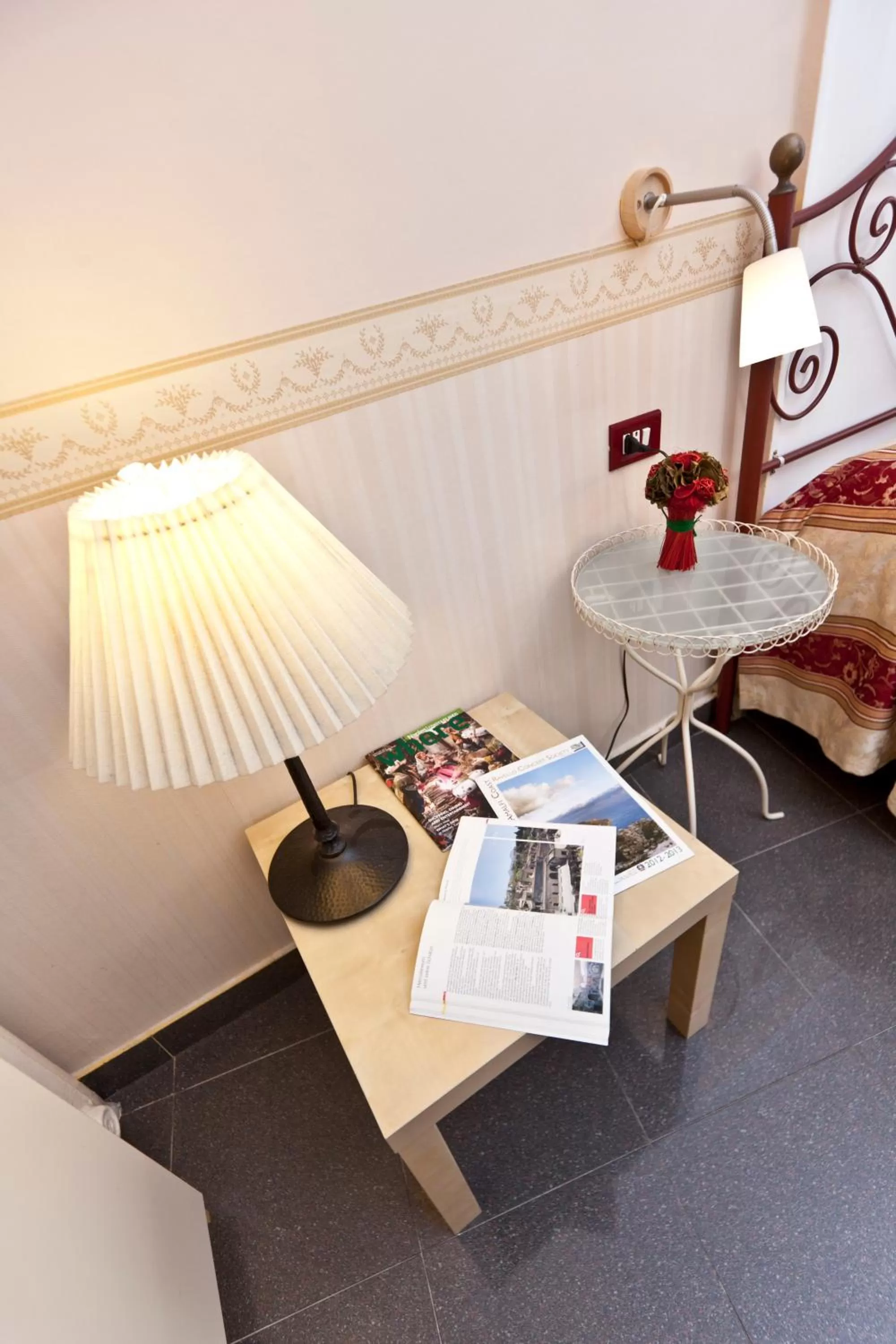 Lounge or bar, Bed in B&B MediNaples