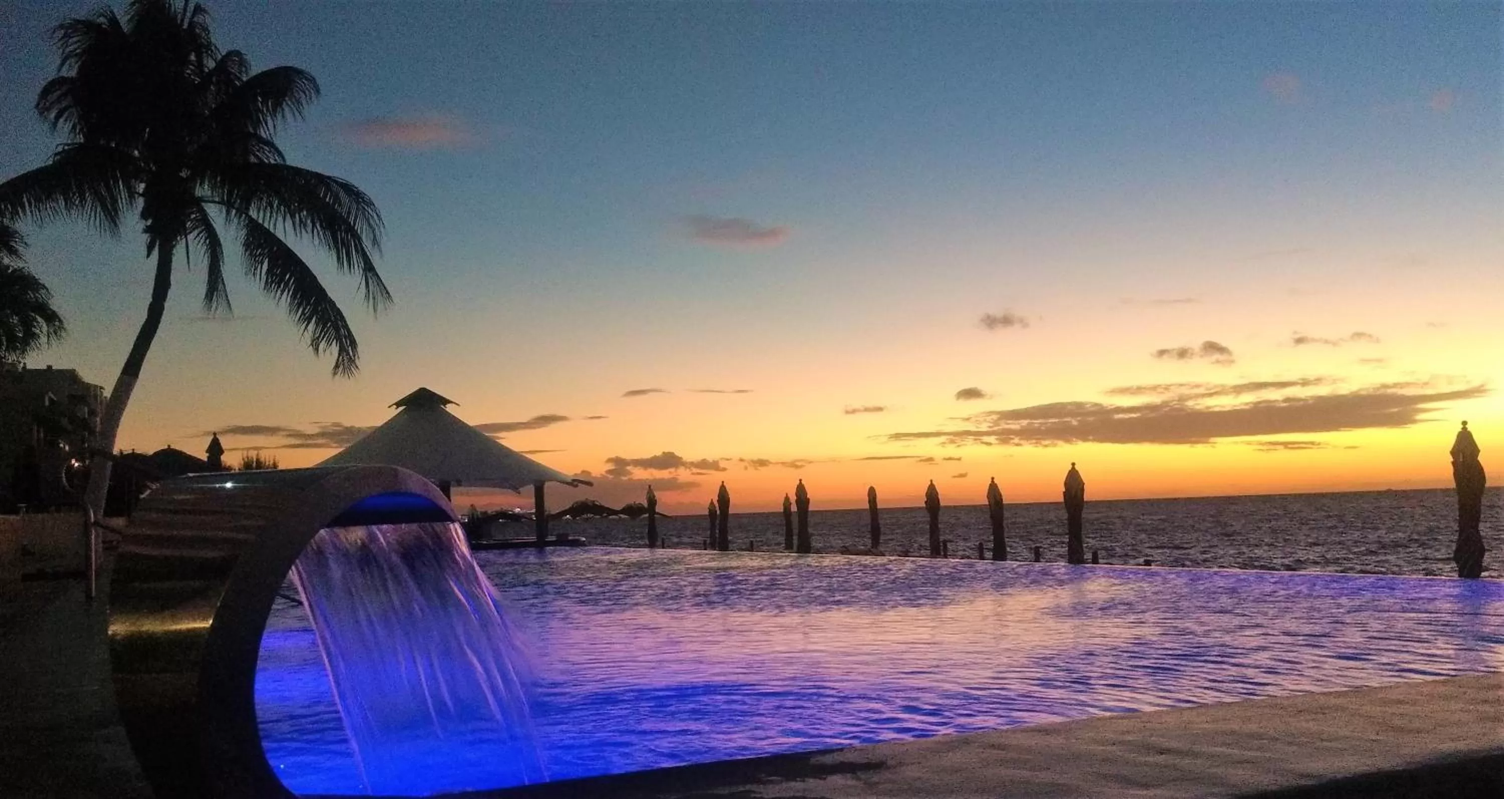 Swimming pool in Coral Princess Hotel & Dive Resort