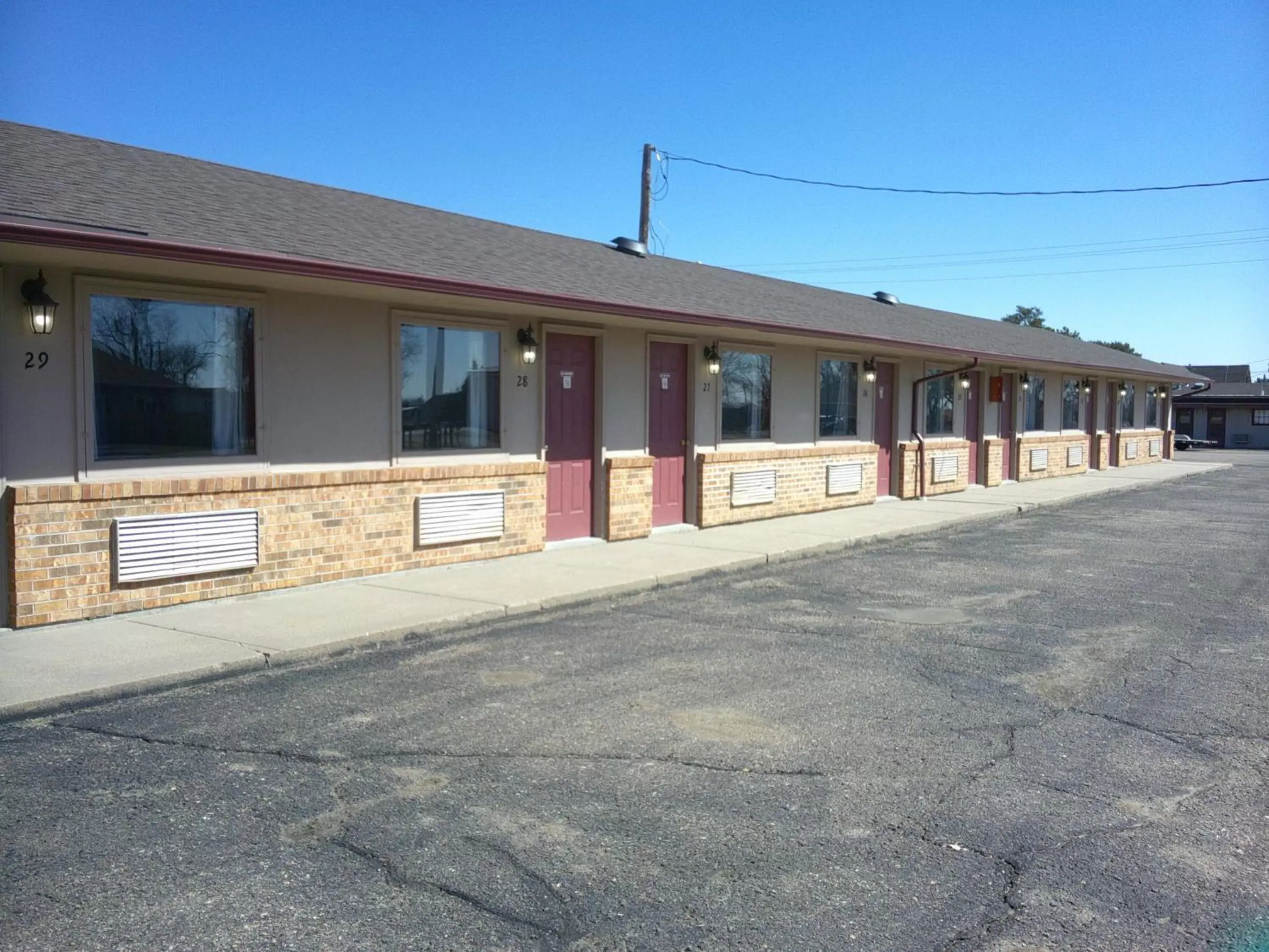 Property Building in Shady Rest Motel