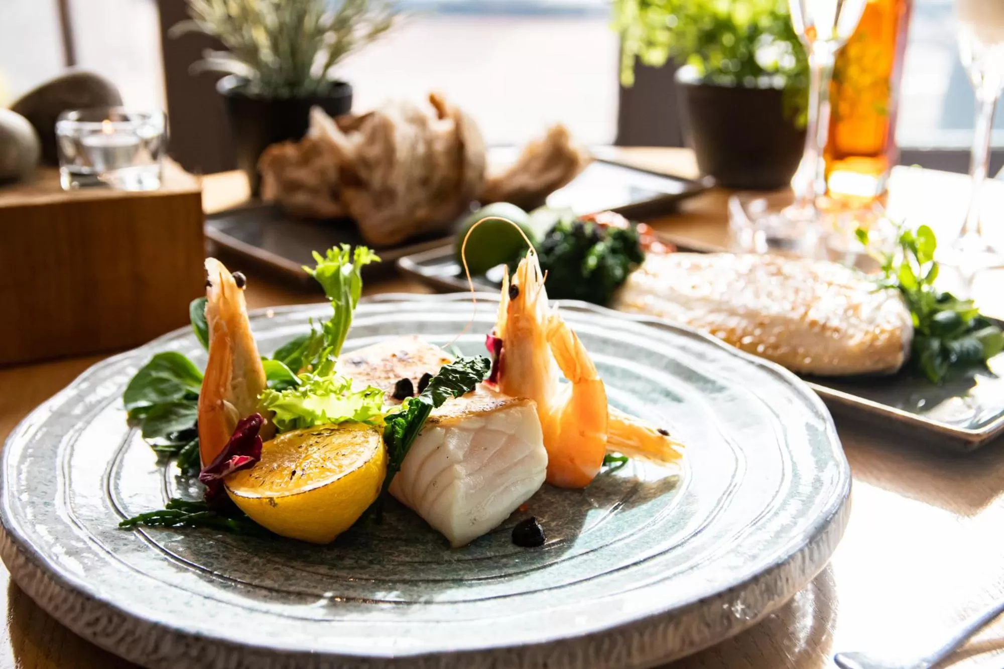 Food and drinks in Pebble Beach Seaview Restaurant & Rooms