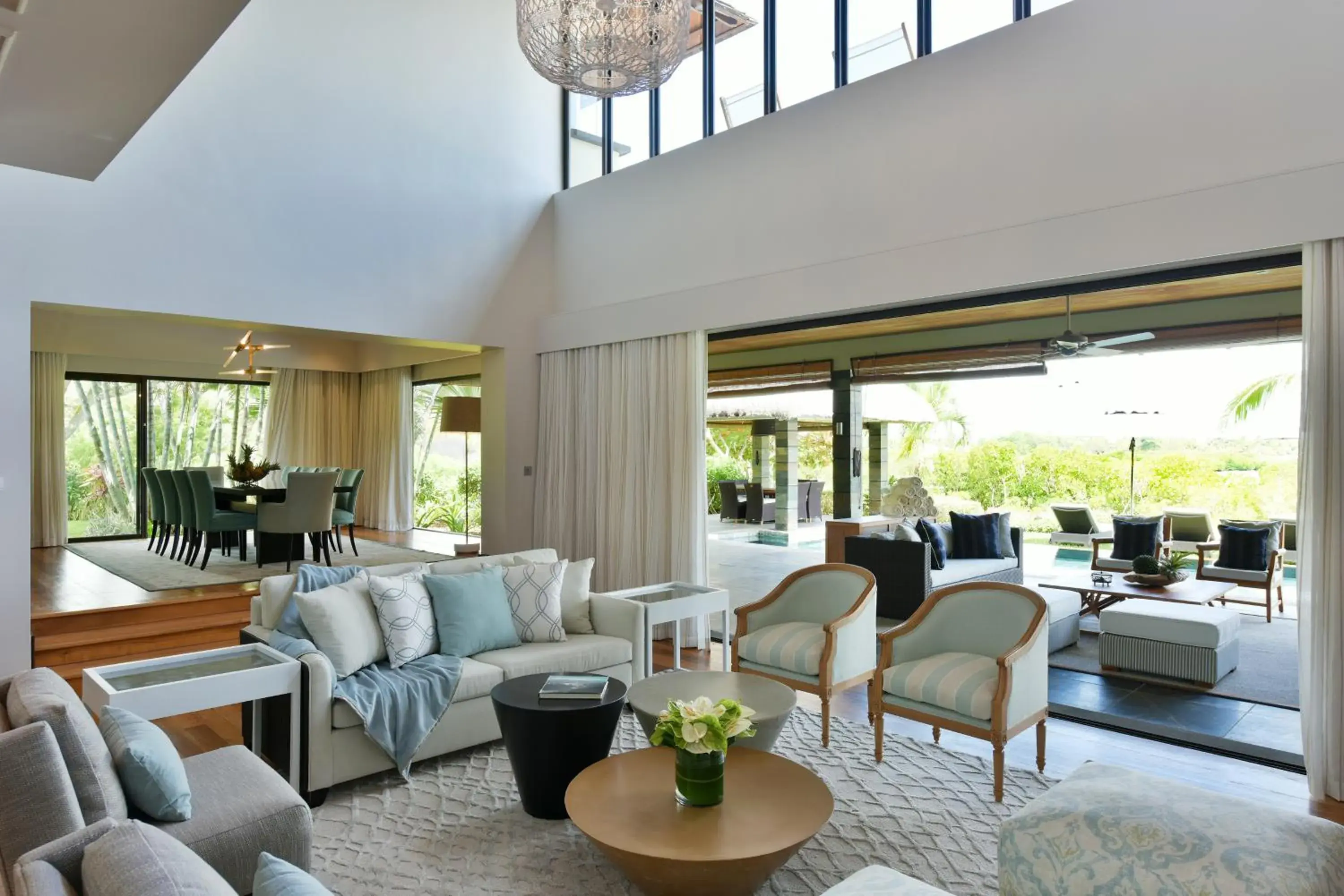 Living room in Four Seasons Resort Mauritius at Anahita