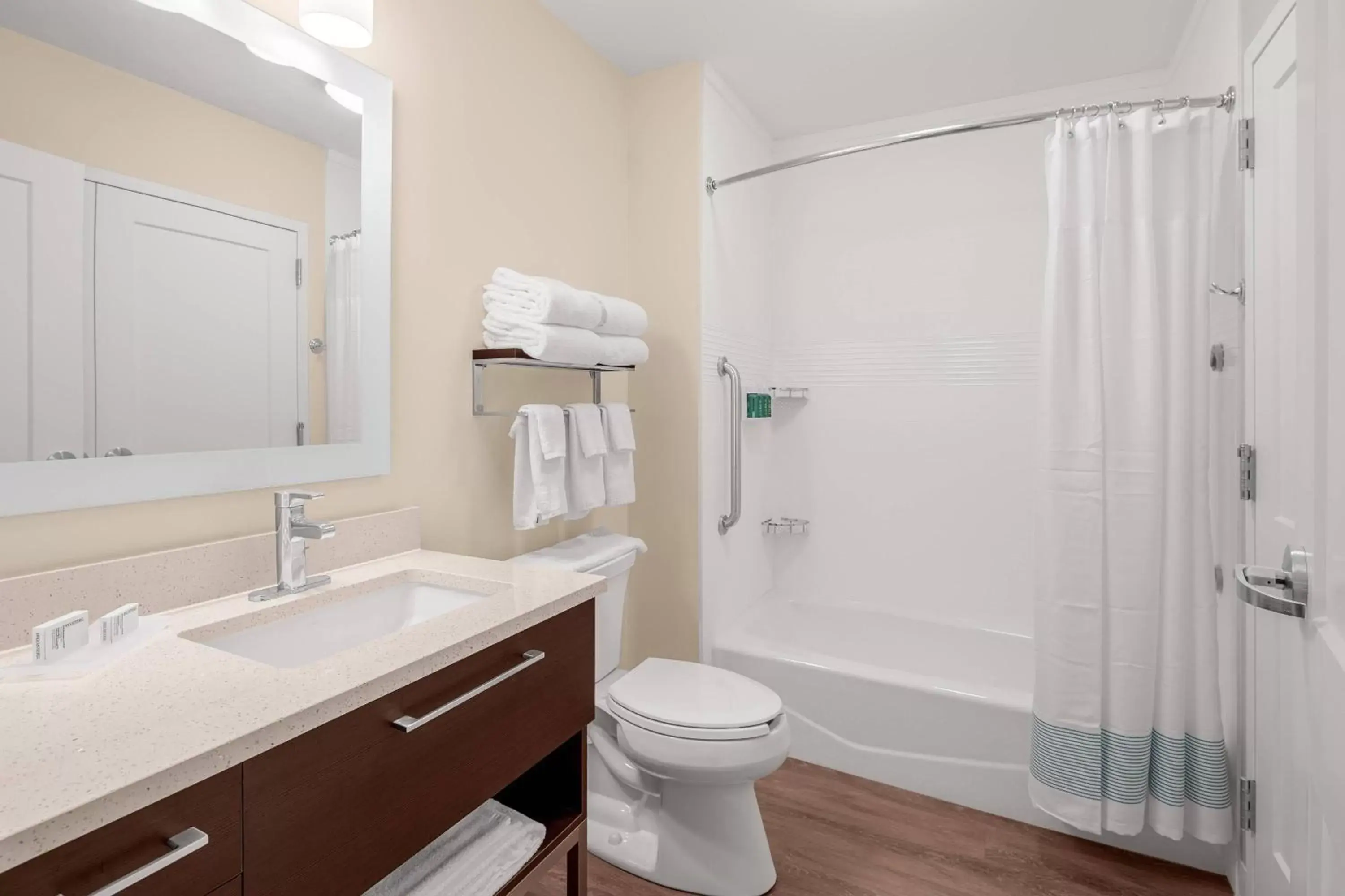 Bathroom in TownePlace Suites Cincinnati Fairfield