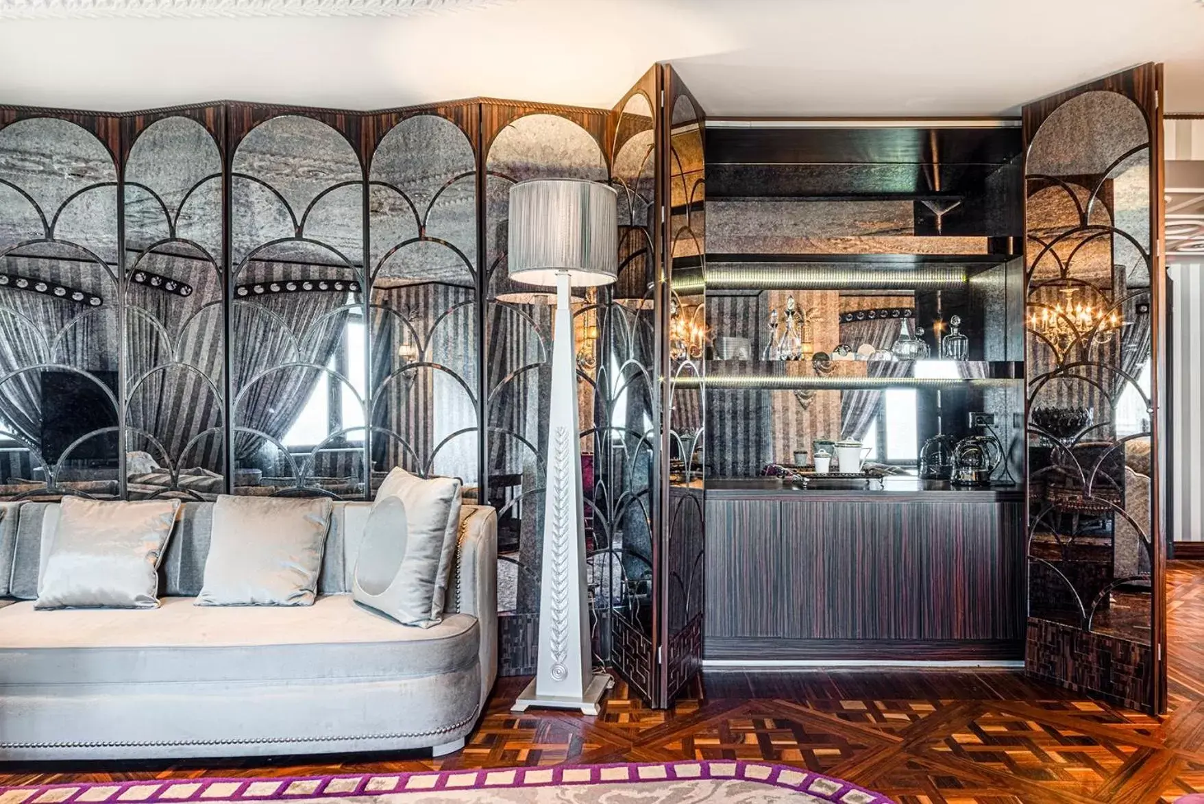 Living room in Wyndham Grand Istanbul Kalamış Marina Hotel