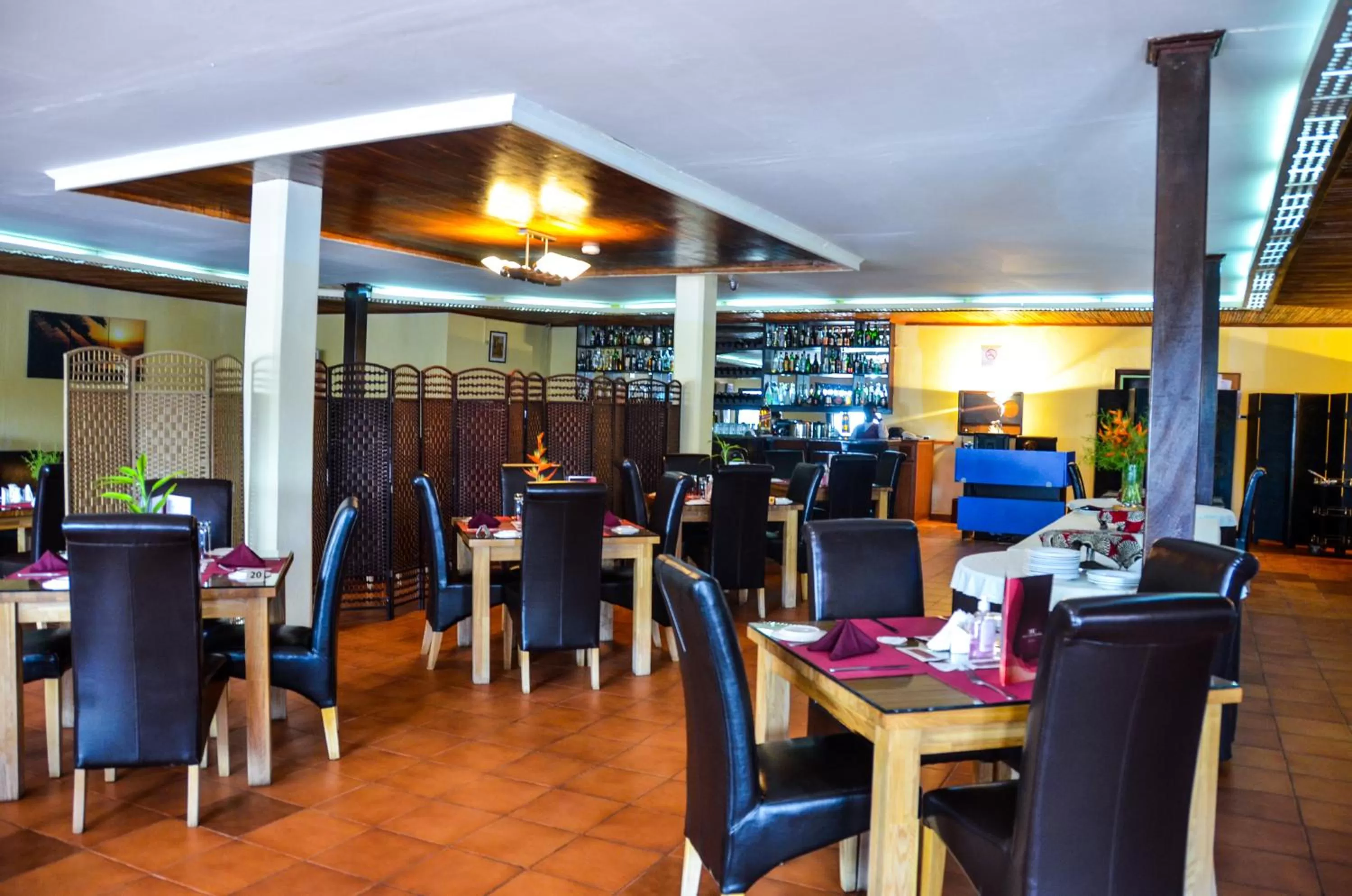 Restaurant/places to eat in The Cape Hotel
