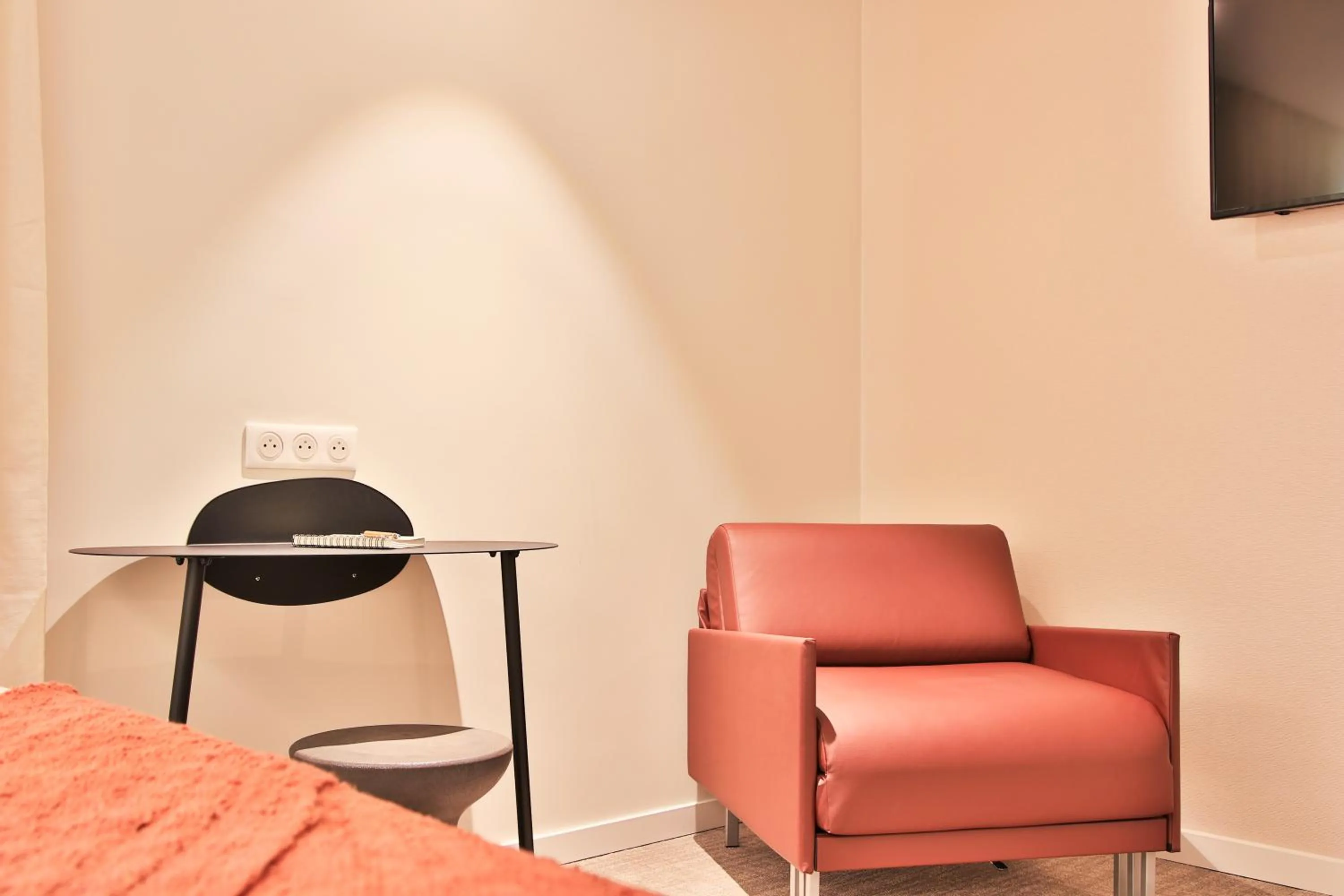 Bedroom in Hotel du Pin Nice Port