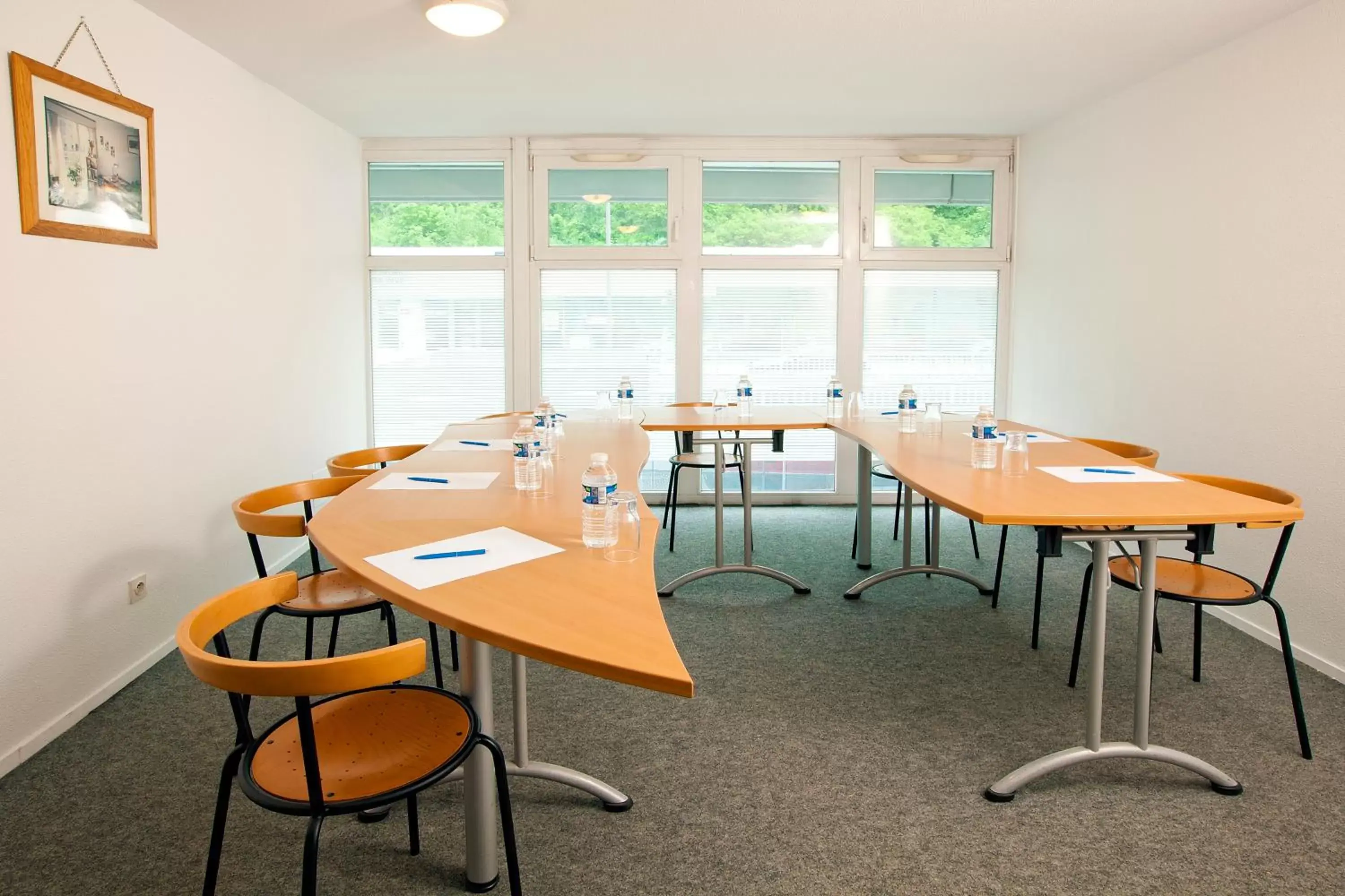 Meeting/conference room in Séjours & Affaires Poitiers Lamartine