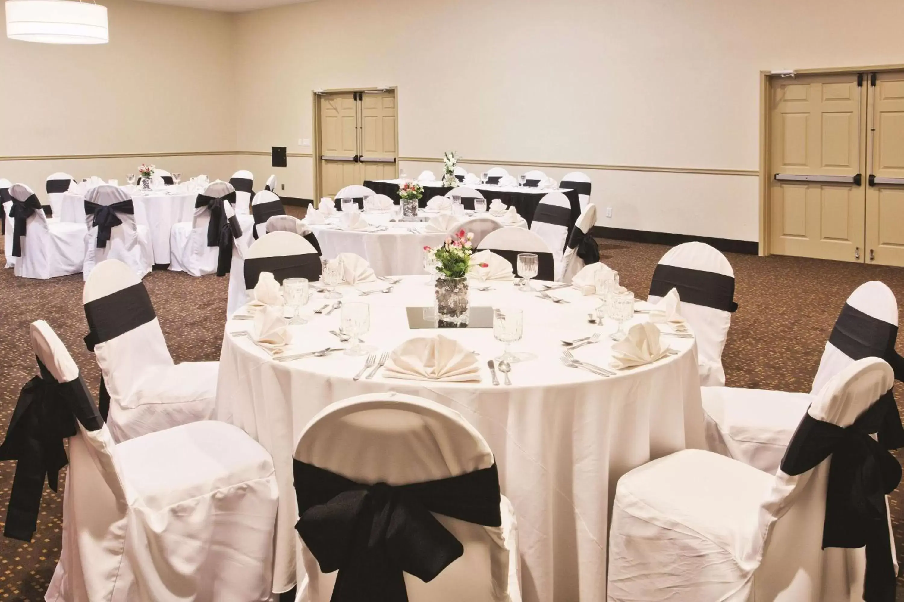 On site, Banquet Facilities in La Quinta by Wyndham Conference Center Prescott