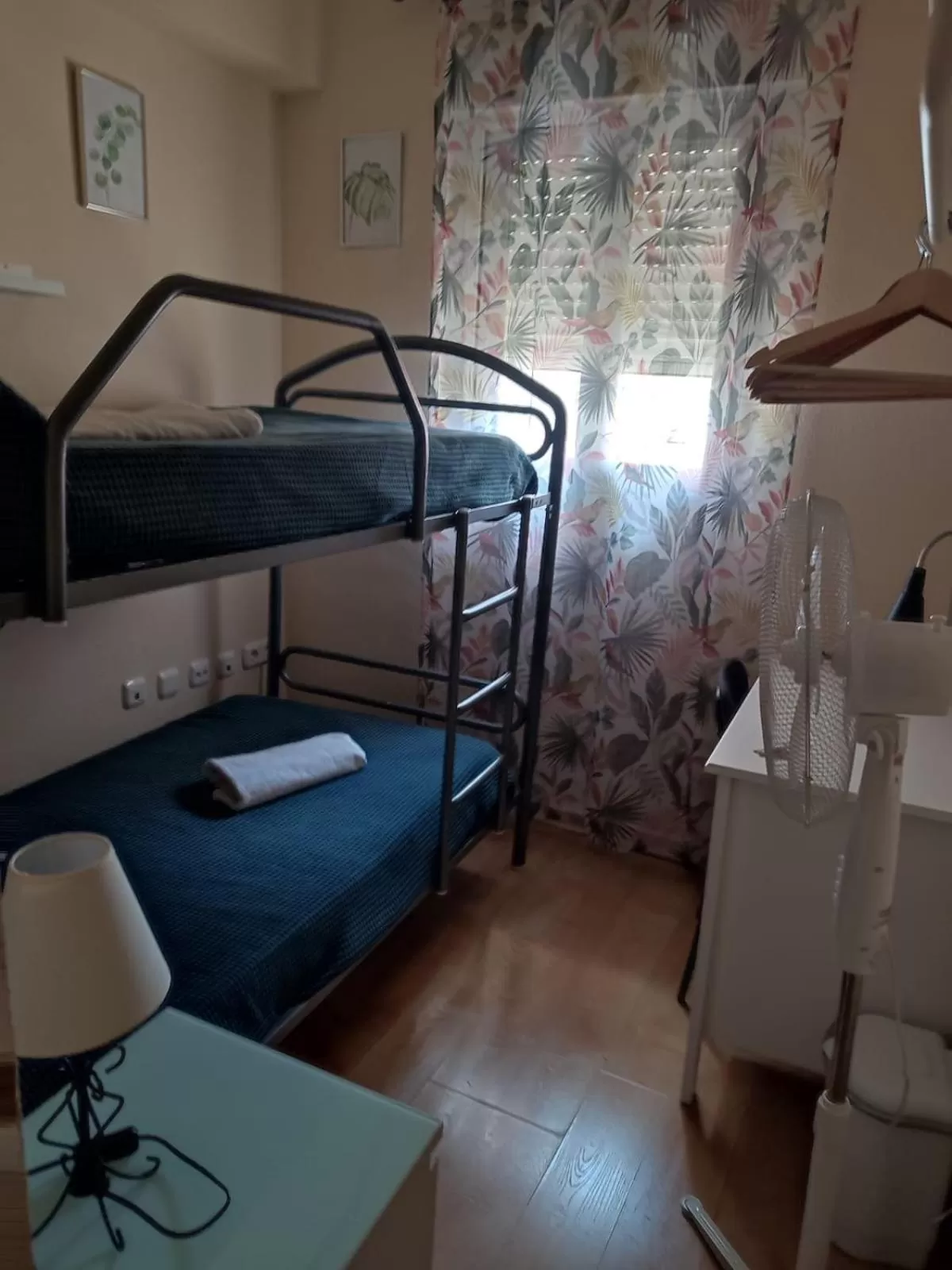 Photo of the whole room, Bunk Bed in Rooms San Marcos