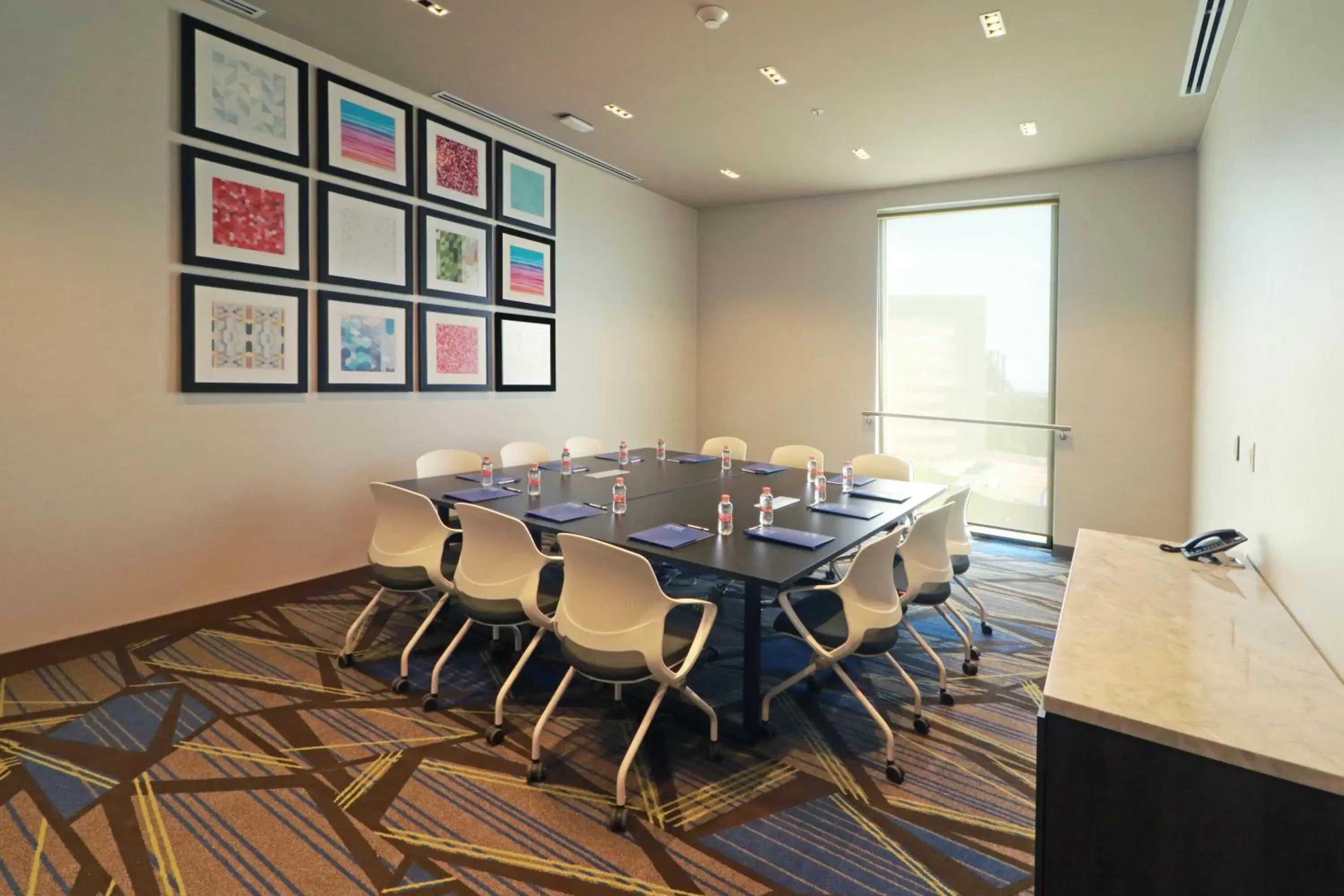 Business facilities in Holiday Inn Express - Monterrey - Fundidora, an IHG Hotel