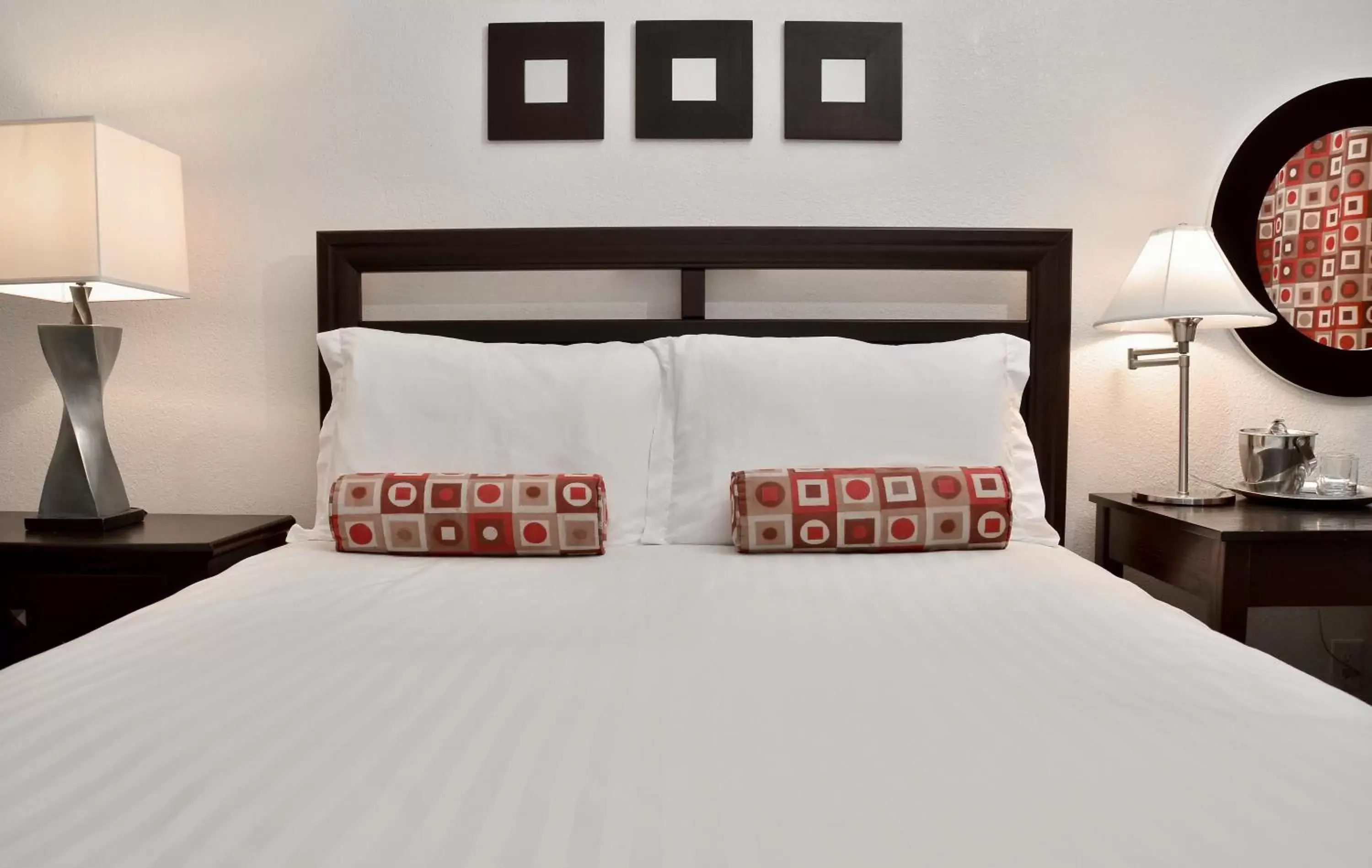 Bed in El Primero Boutique Hotel