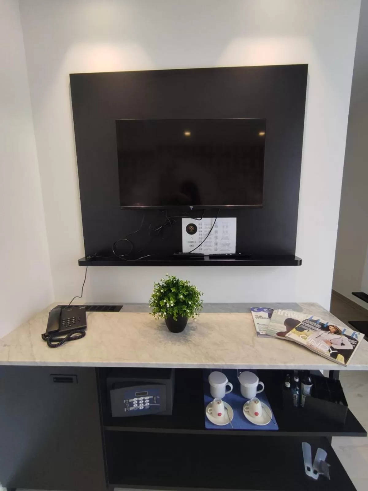 TV and multimedia in The G Hotel by JL