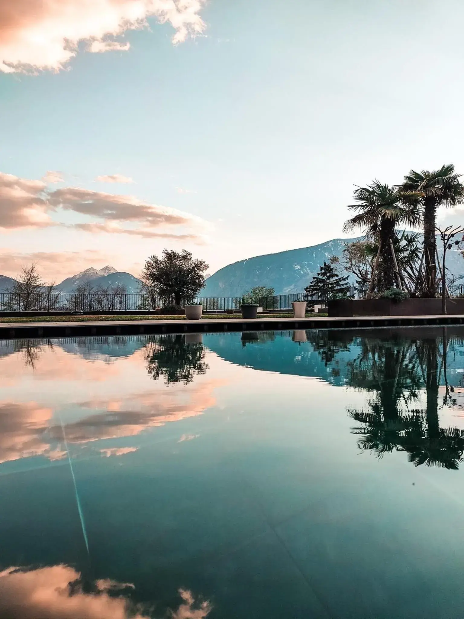 Swimming Pool in Hotel Der Weinmesser