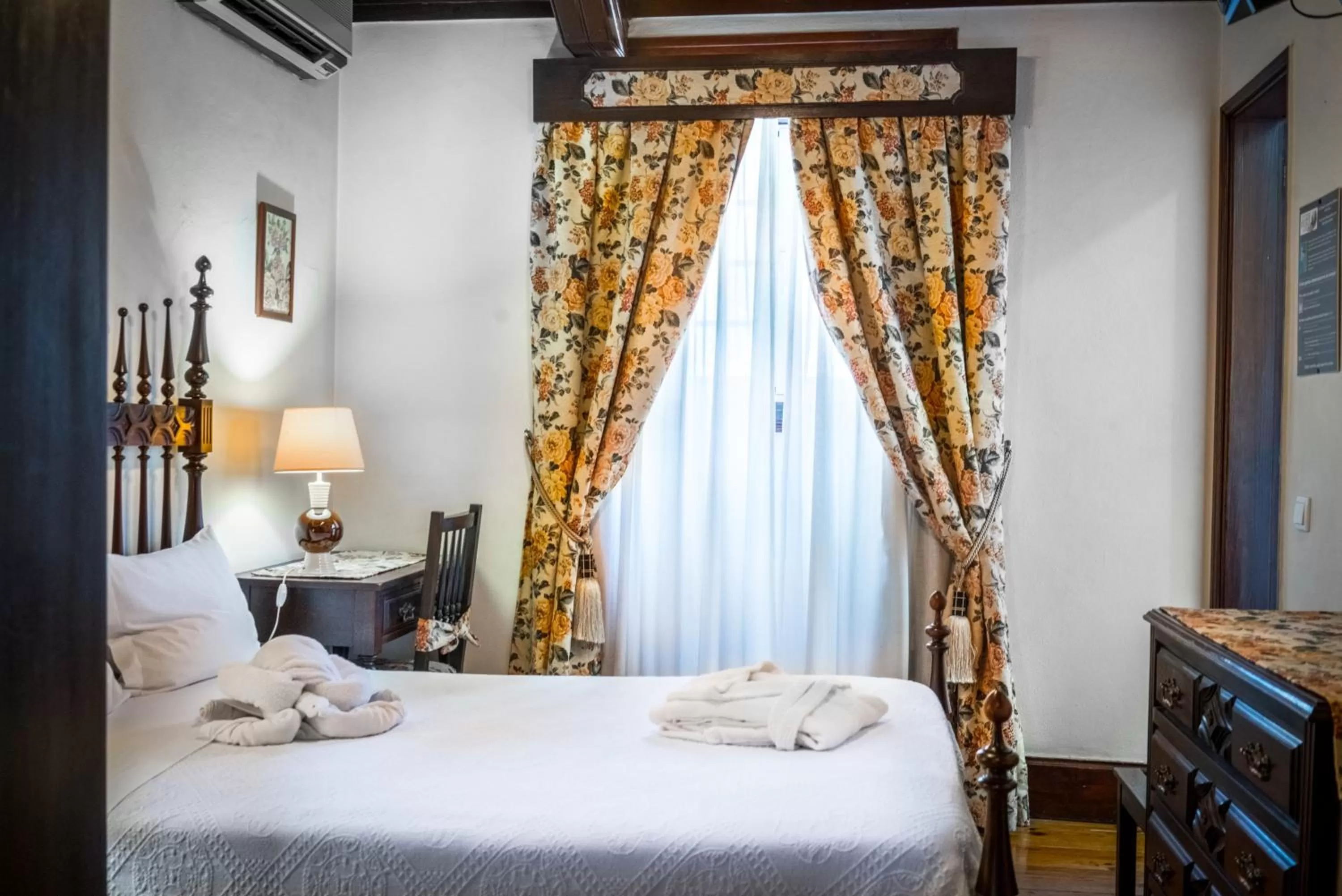 Bedroom, Bed in Hotel Residencial Alentejana