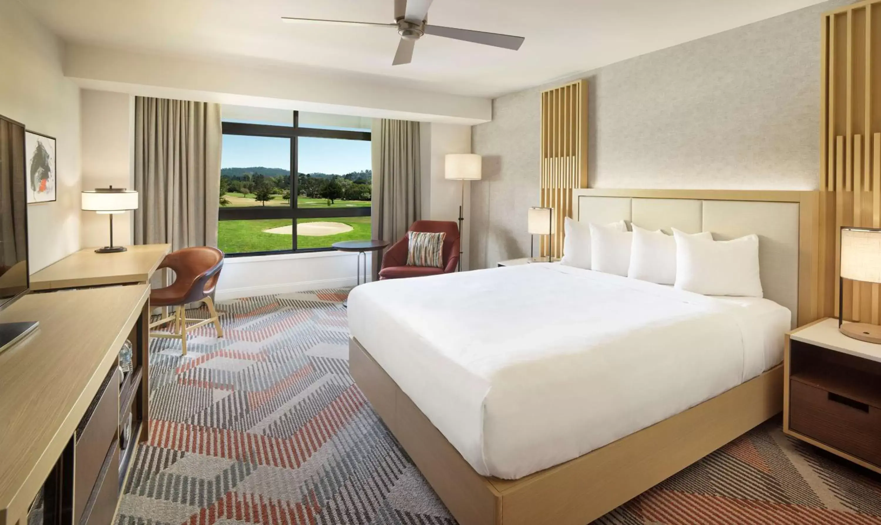 Bedroom, Bed in Hyatt Regency Monterey Hotel and Spa