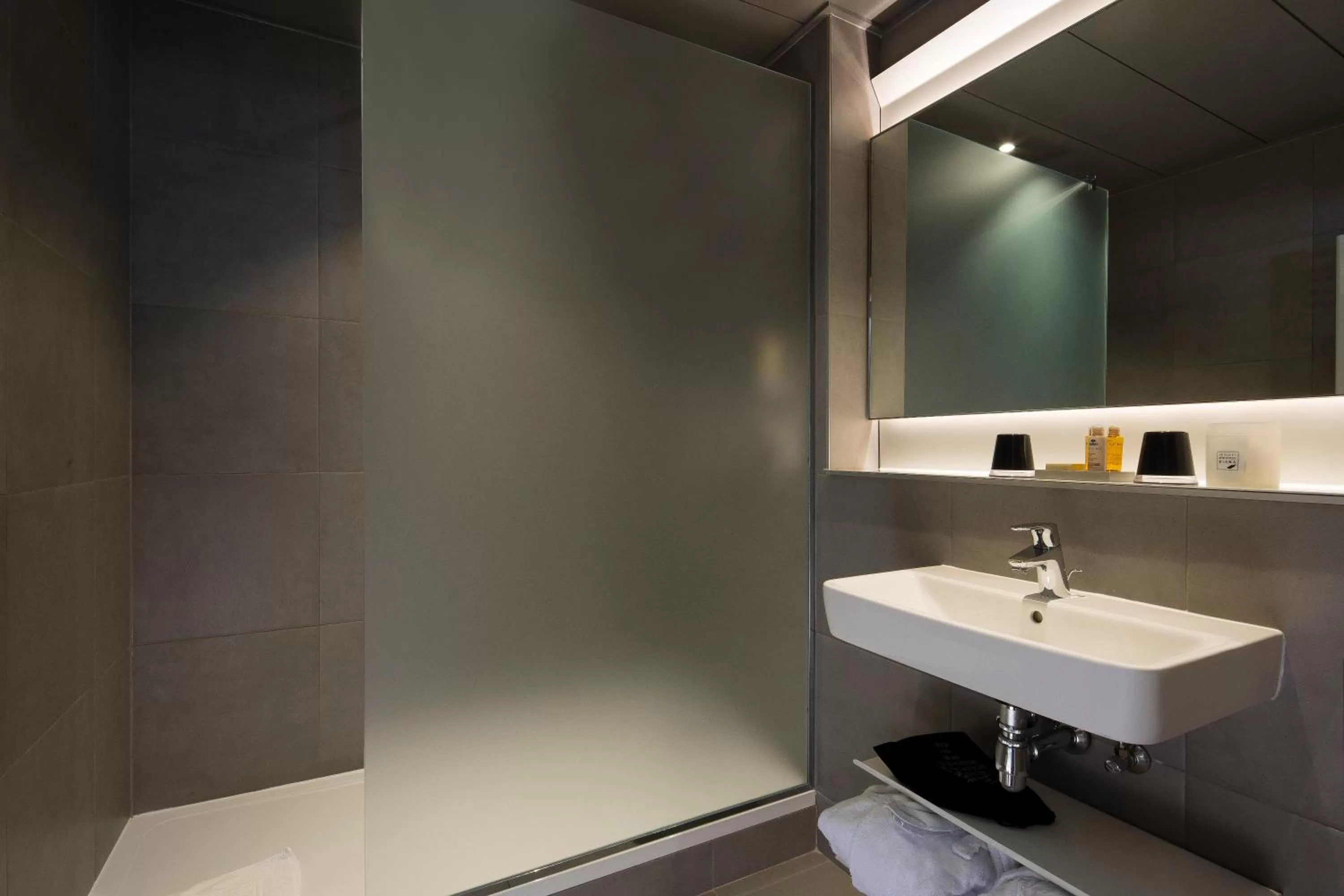 Bathroom in Hôtel Gutenberg