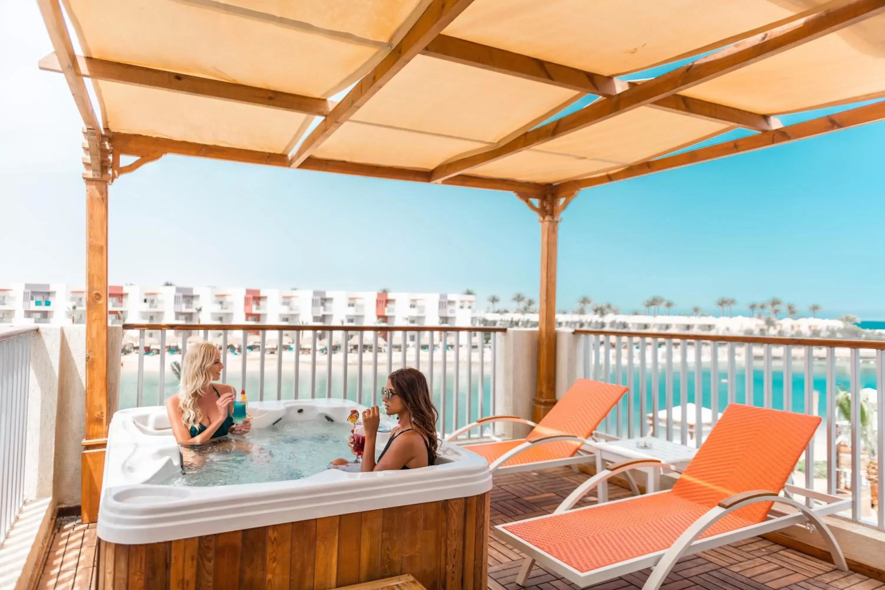 Balcony/Terrace in Sunrise Crystal Bay Resort -Grand Select