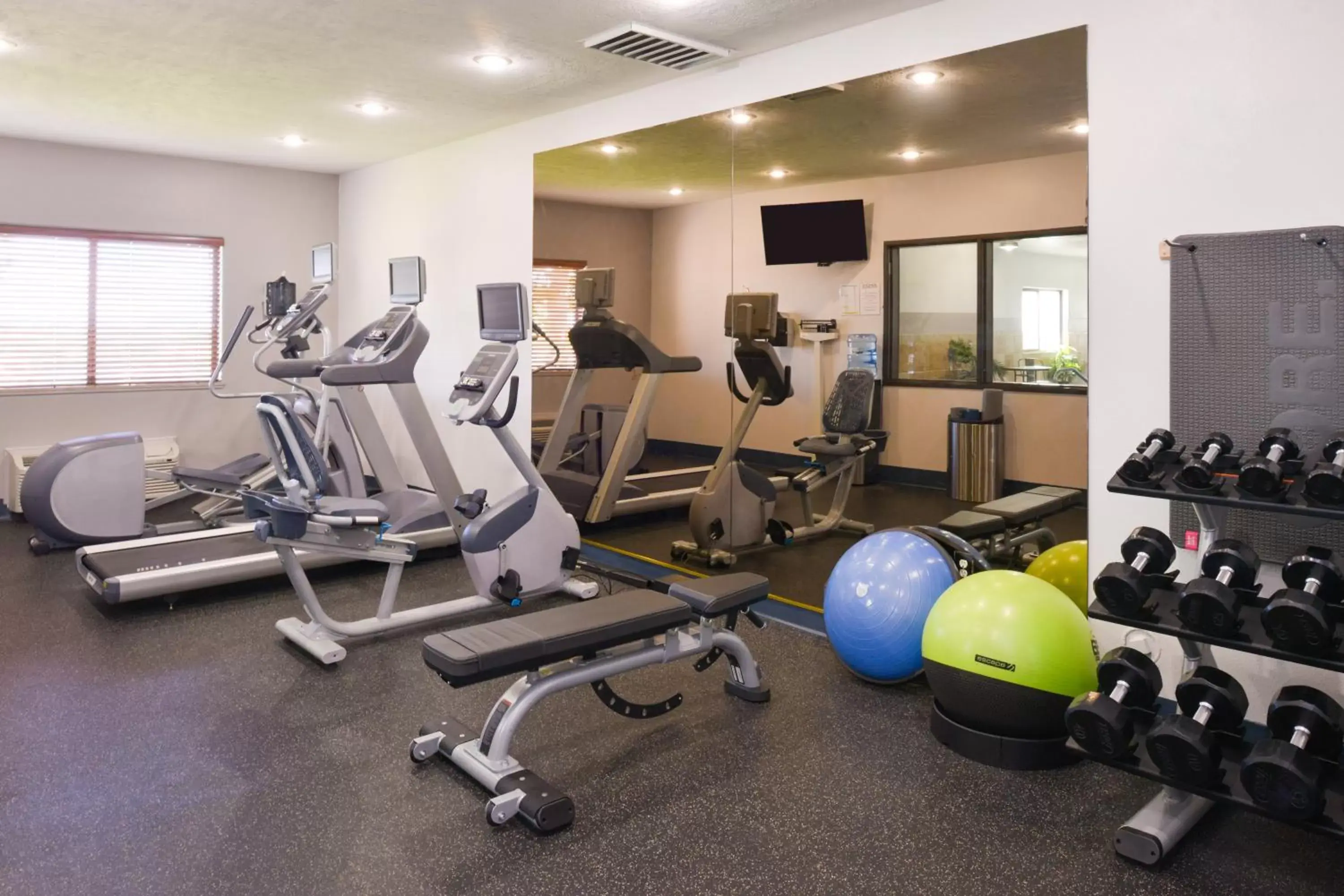 Fitness centre/facilities, Fitness Center/Facilities in Holiday Inn Express Hotel & Suites Alamosa, an IHG Hotel
