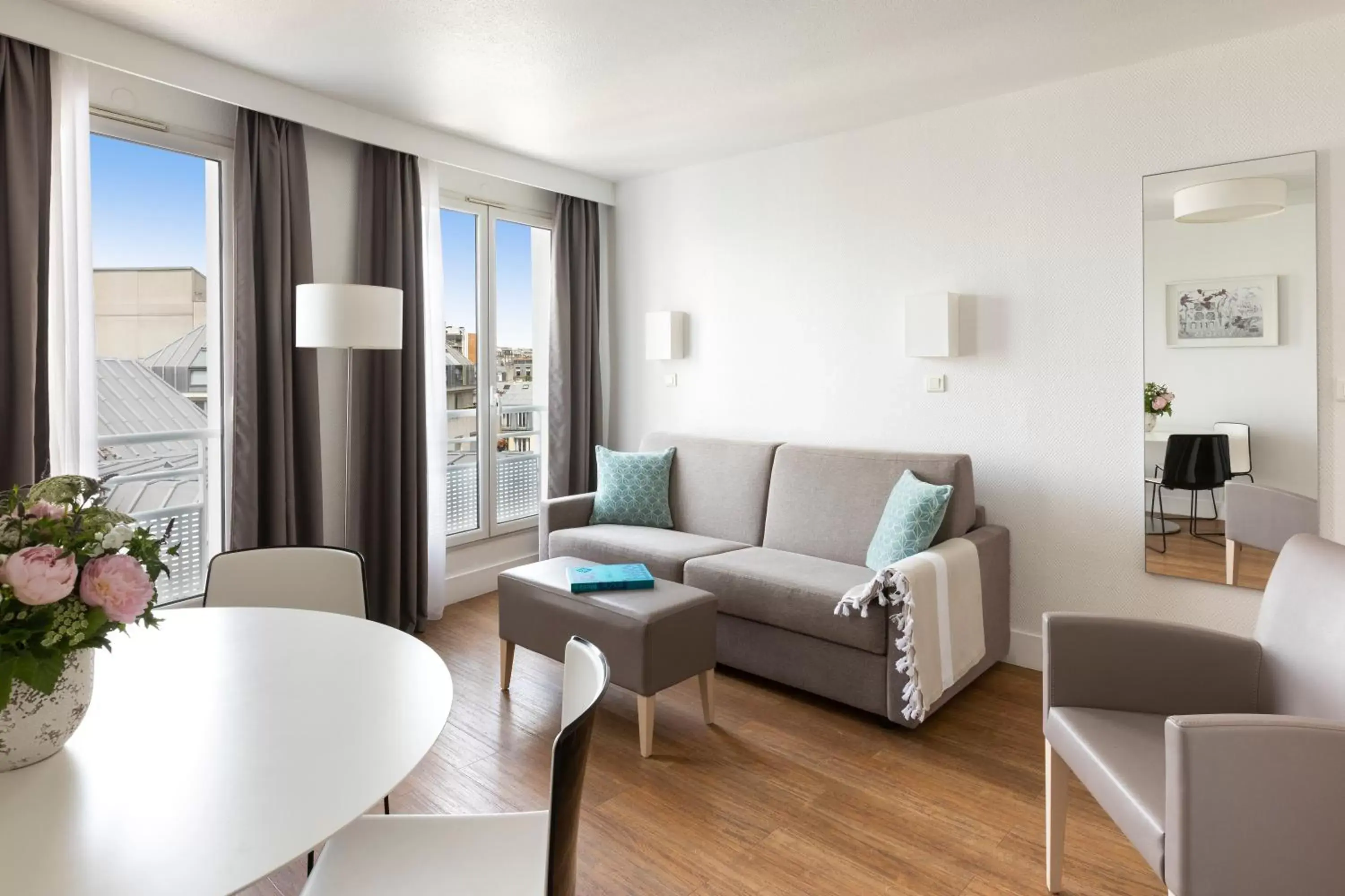 Living room in Citadines Bastille Marais Paris Living room in Citadines Bastille Marais Paris