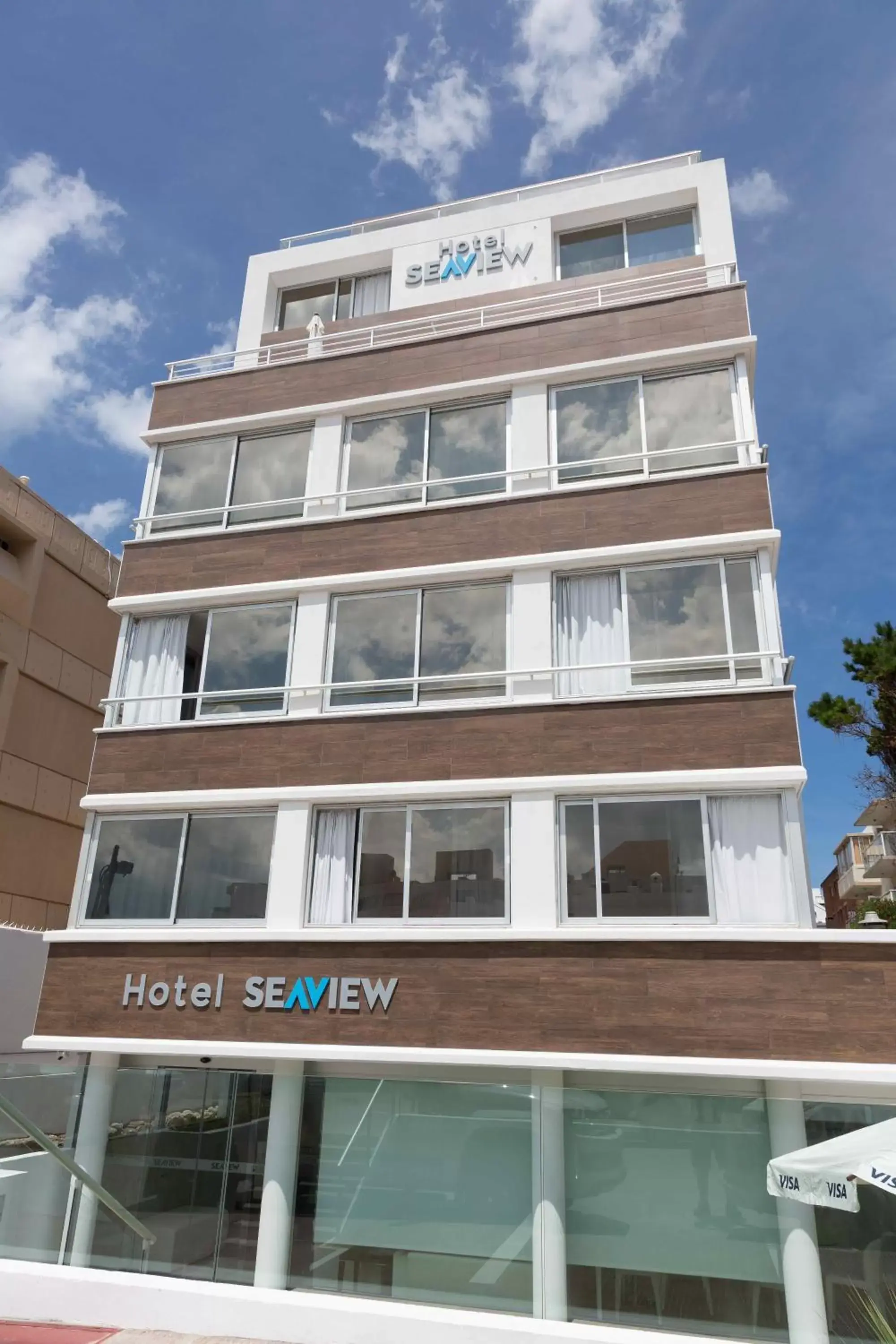 Facade/entrance in Seaview Hotel Boutique Facade/entrance in Seaview Hotel Boutique