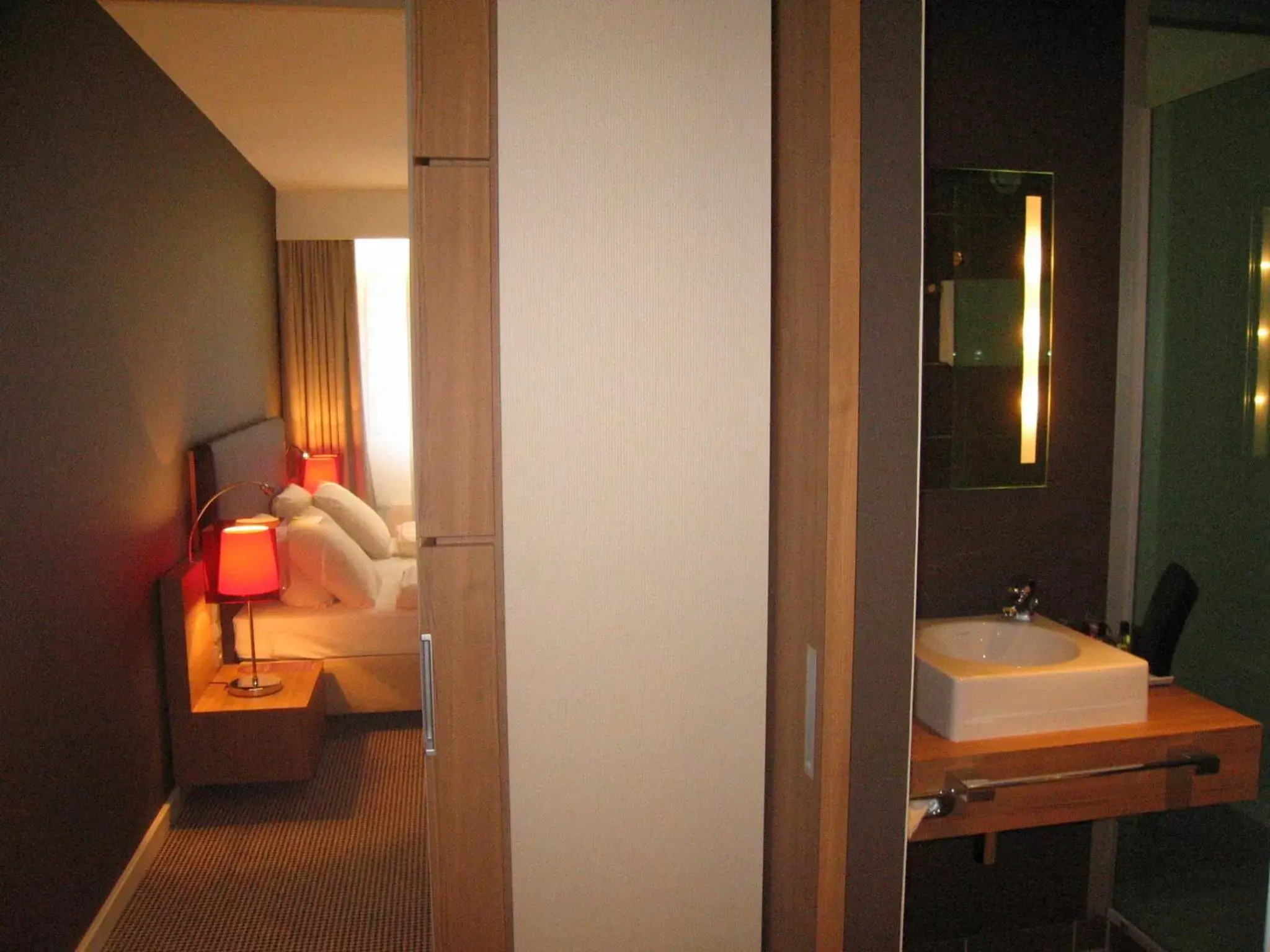 Photo of the whole room, Bathroom in Mercure Hotel Den Haag Central